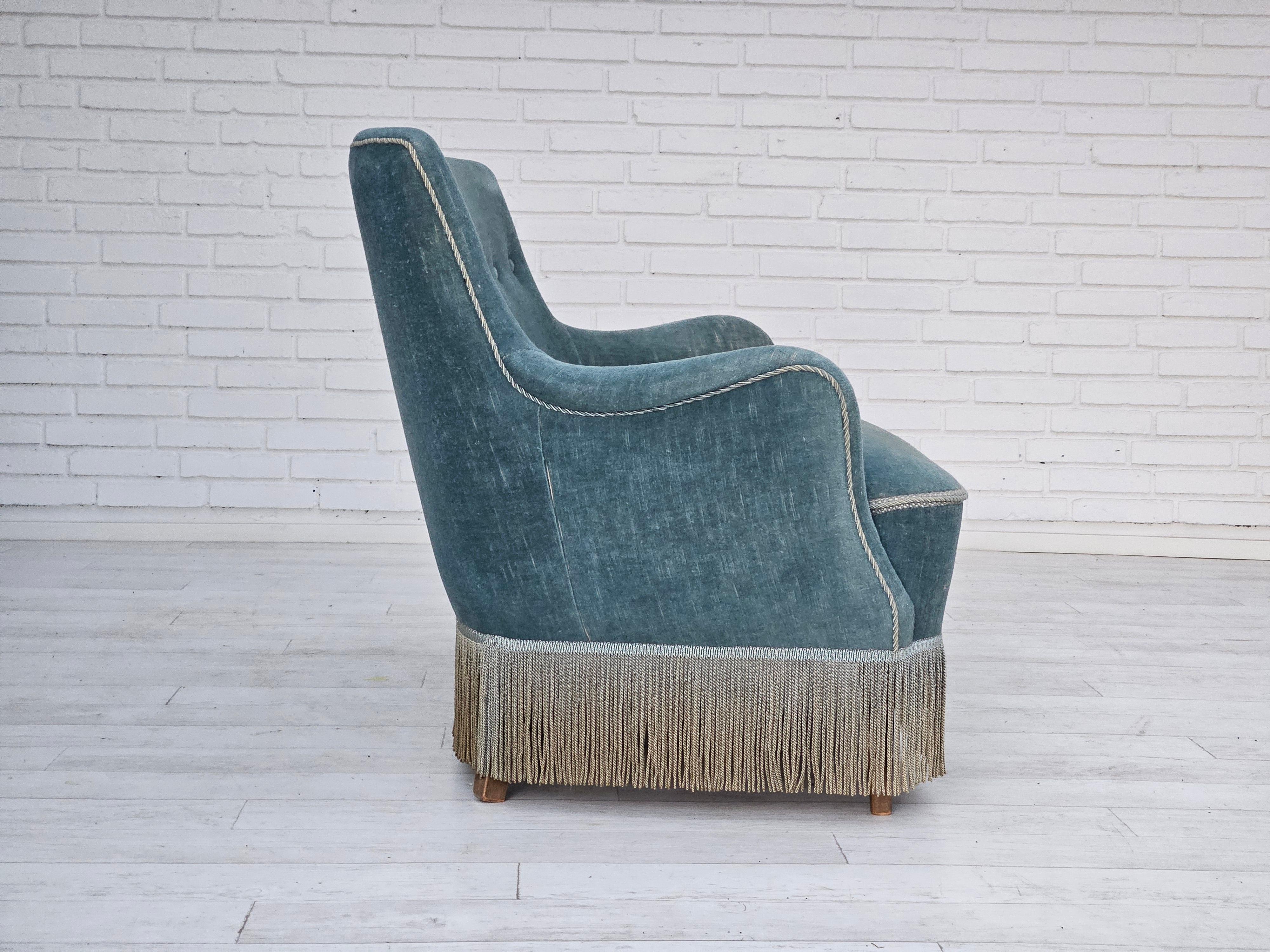 Mid-20th Century 1960s, Danish velour 2 seater sofa, original condition, beech wood.