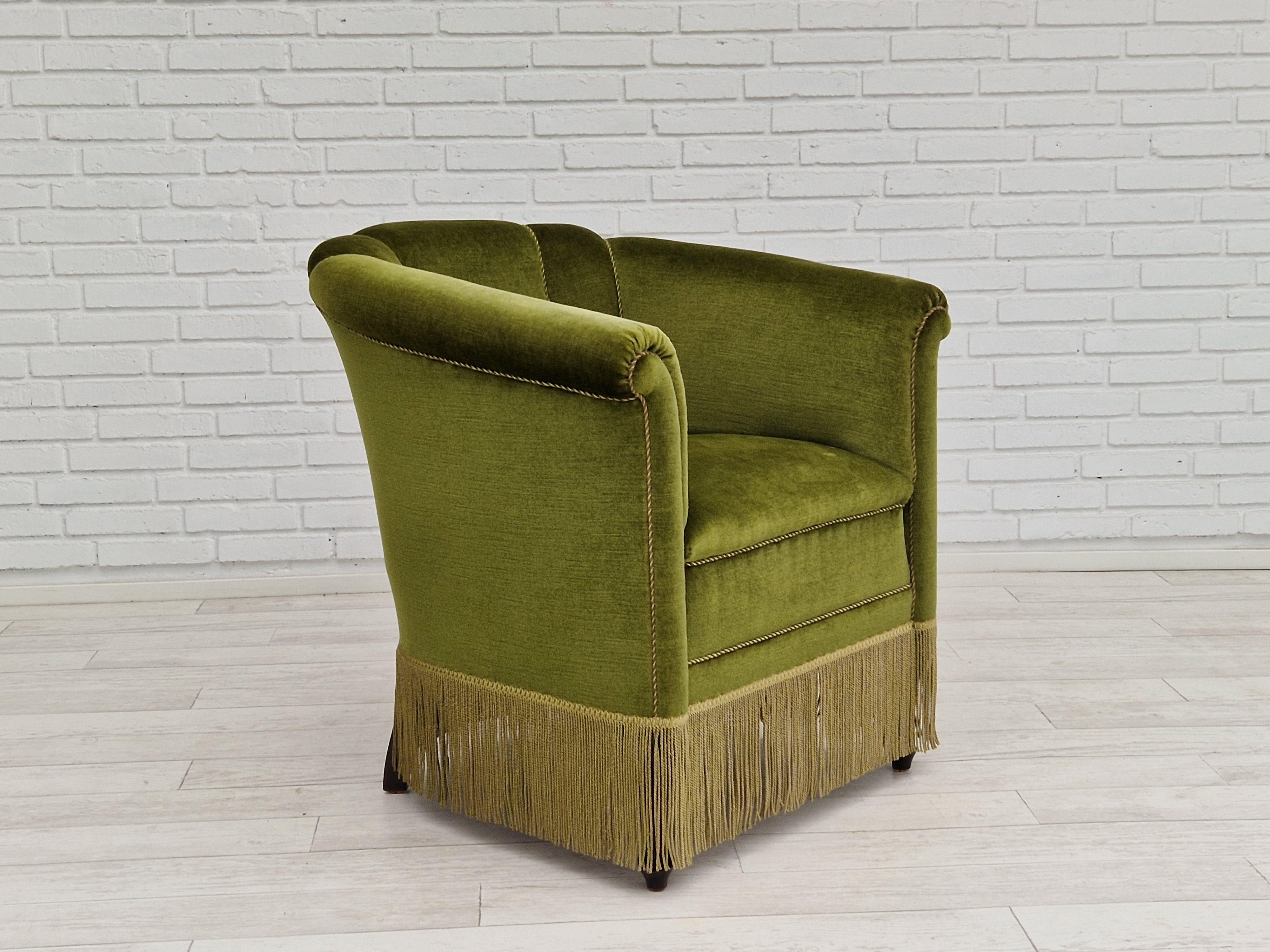 1960s, Danish Velour Chair, Original Condition, Beechwood In Good Condition For Sale In Tarm, 82