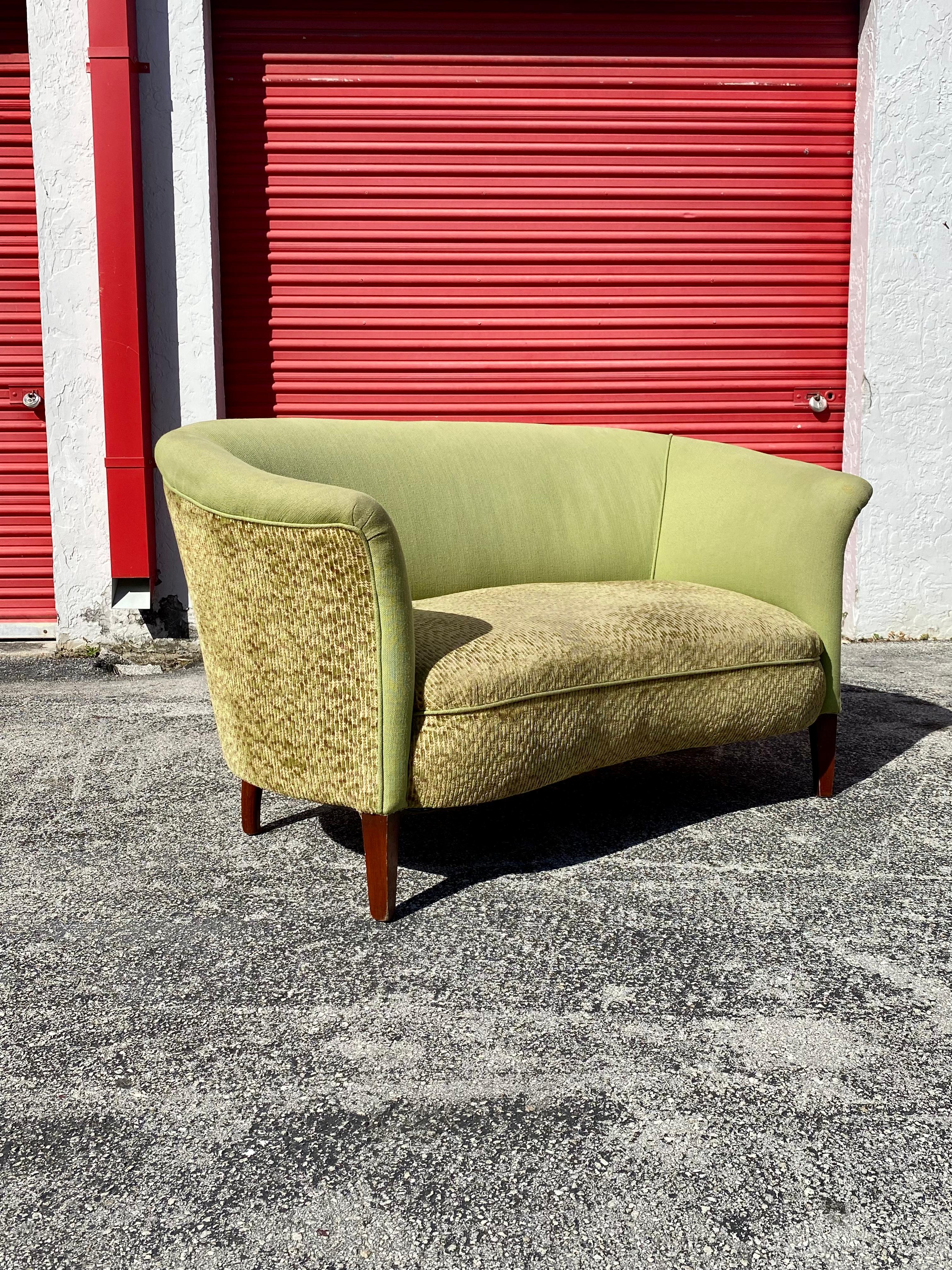 1960s Danish Velvet Petite Curved Banana Sofa Sette In Good Condition In Fort Lauderdale, FL