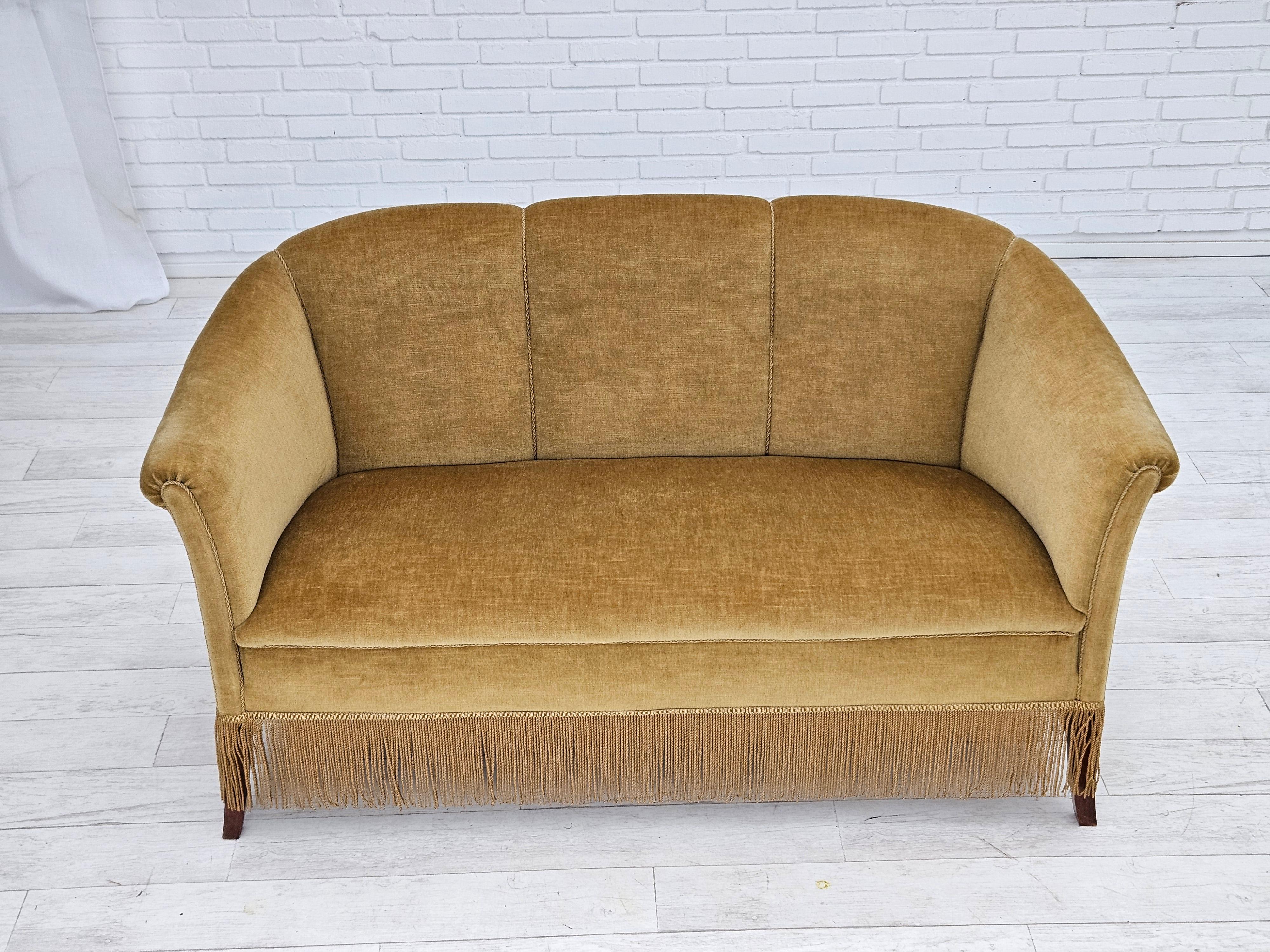 Scandinavian Modern 1960s, Danish vintage 2 seater sofa, original very good condition. For Sale