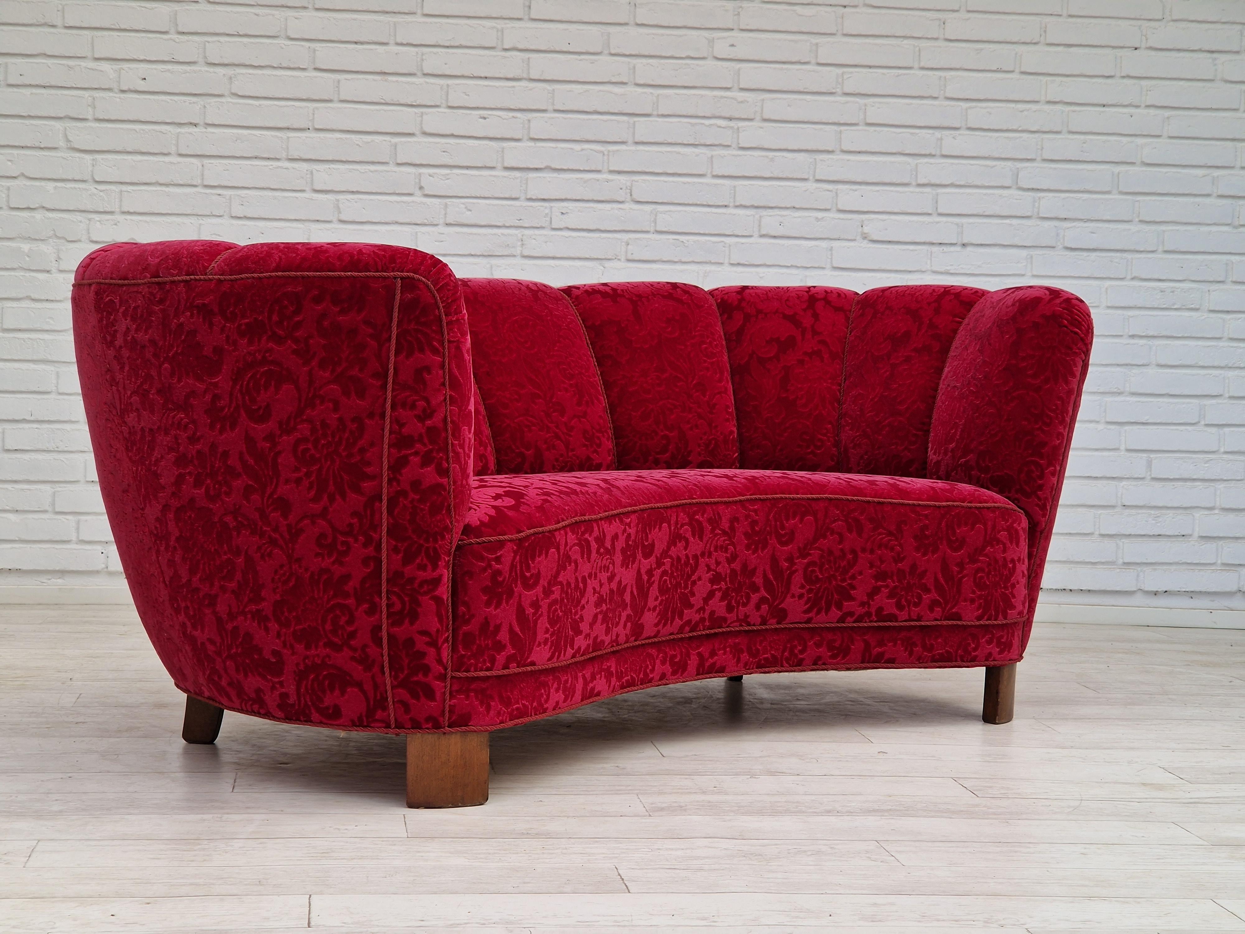 Scandinave moderne Années 1960, canapé danois vintage à 2 placesanana, très bon état d'origine. en vente