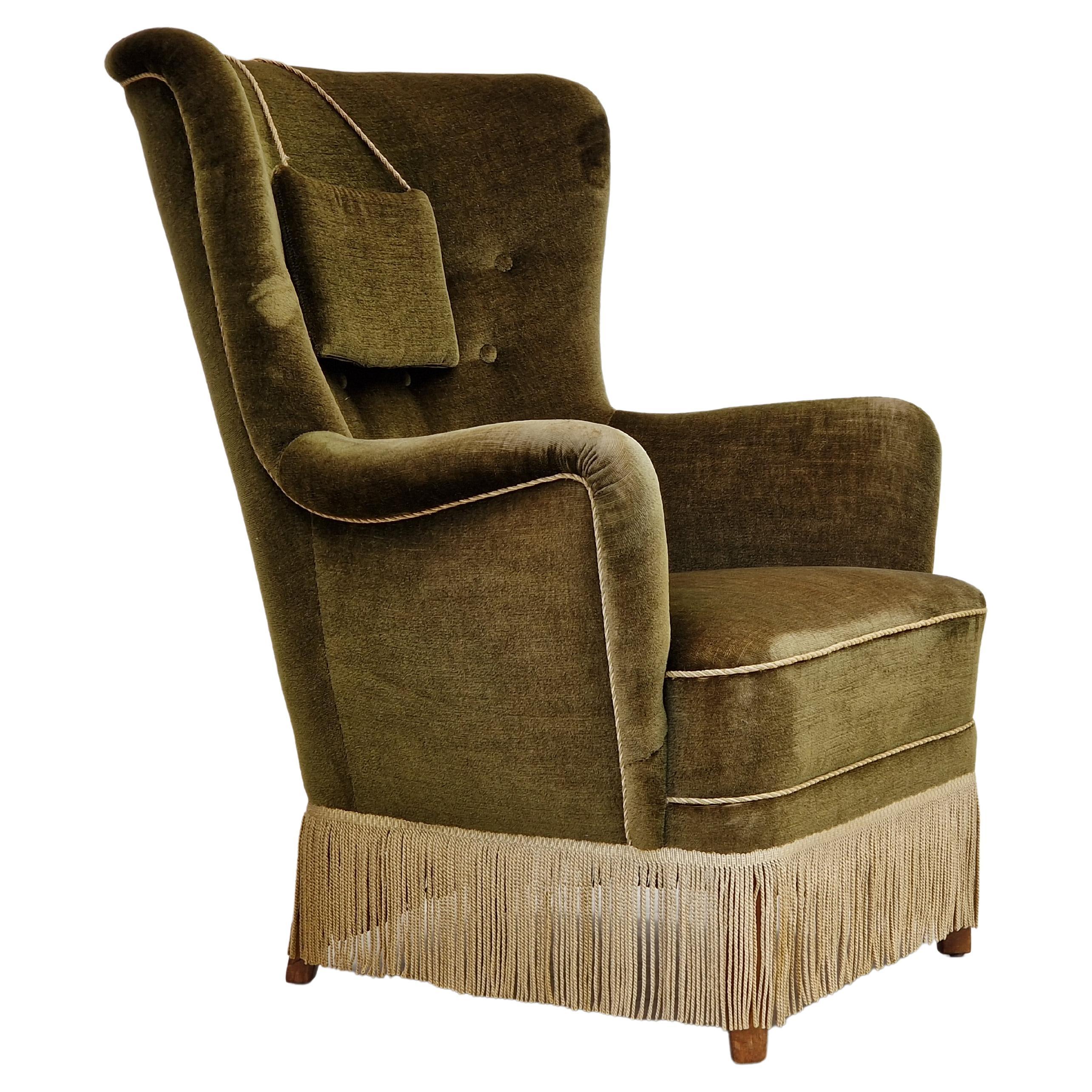 Fauteuil danois vintage à dossier haut en velours vert des années 1960, état d'origine.