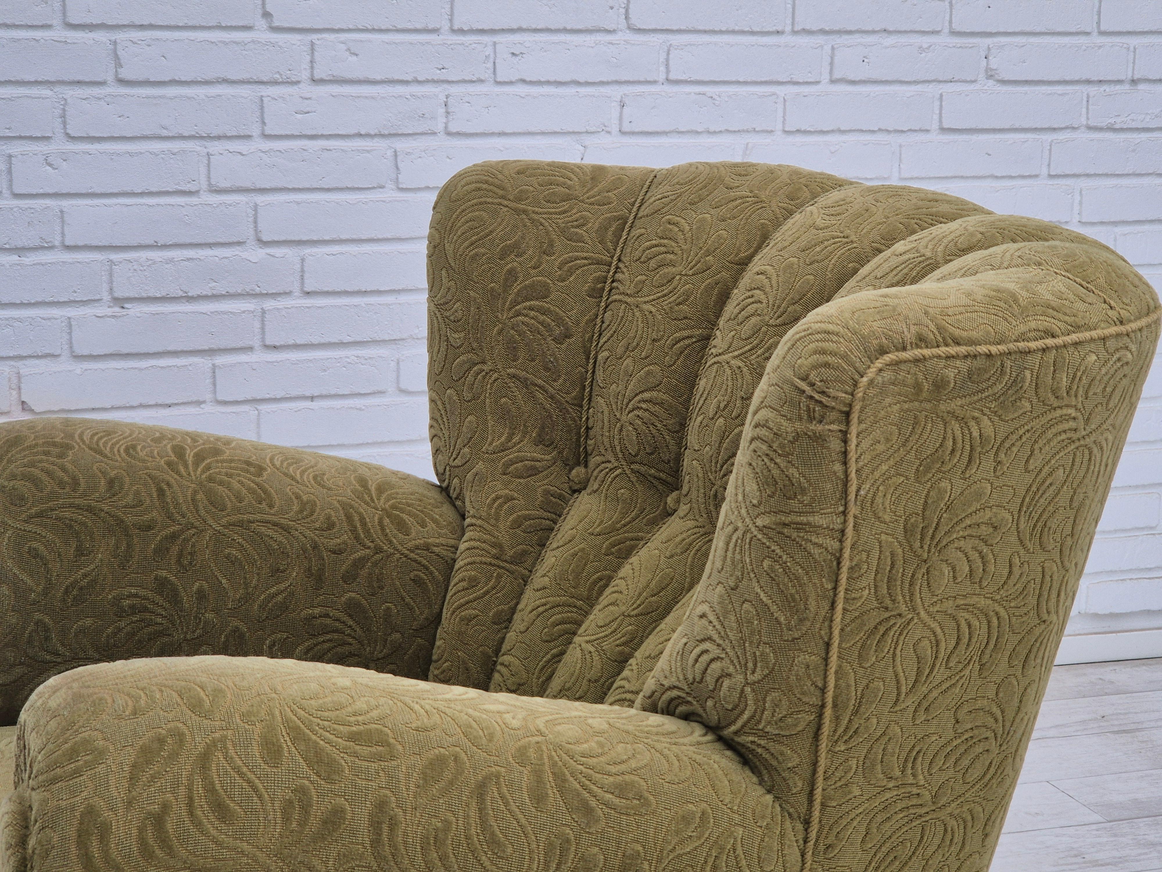 1960s, Danish vintage relax armchair, furniture cotton/wool, beech wood. For Sale 5