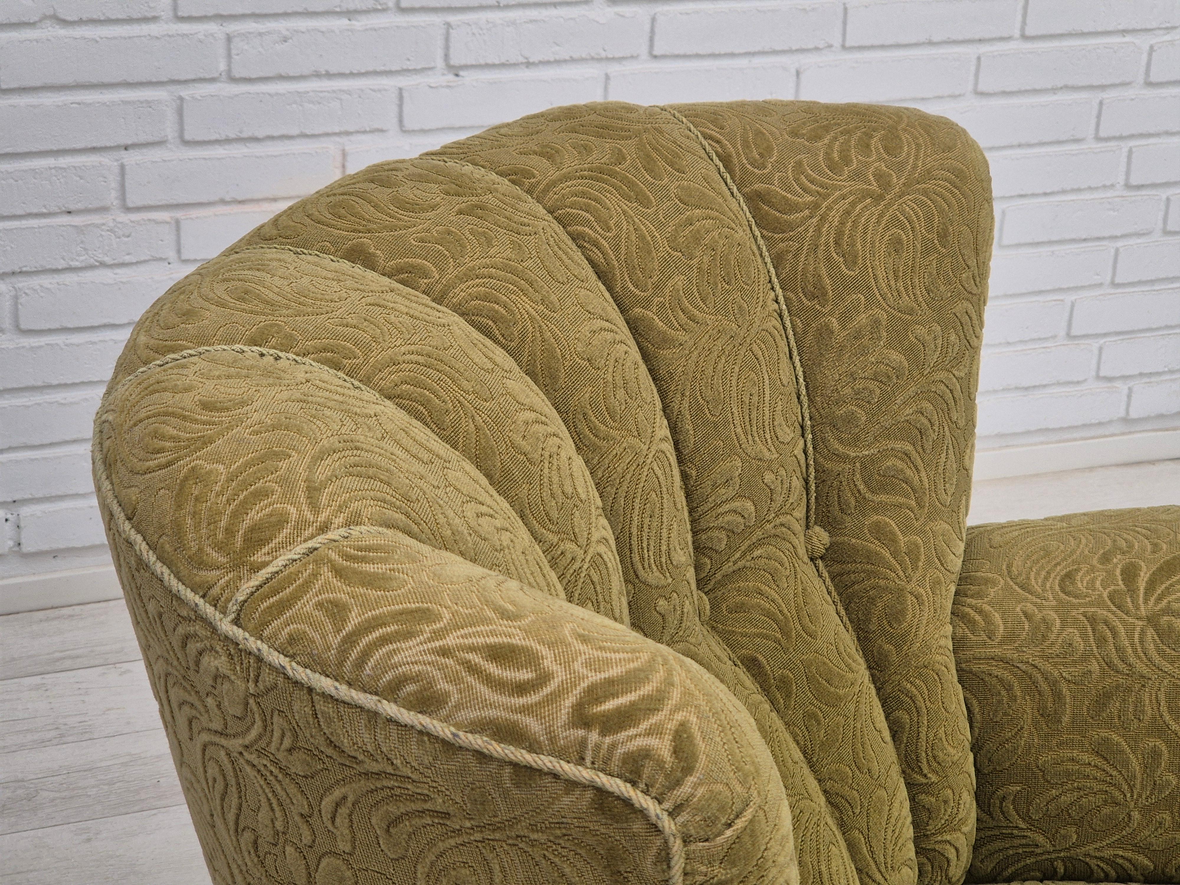 1960s, Danish vintage relax armchair, furniture cotton/wool, beech wood. For Sale 10