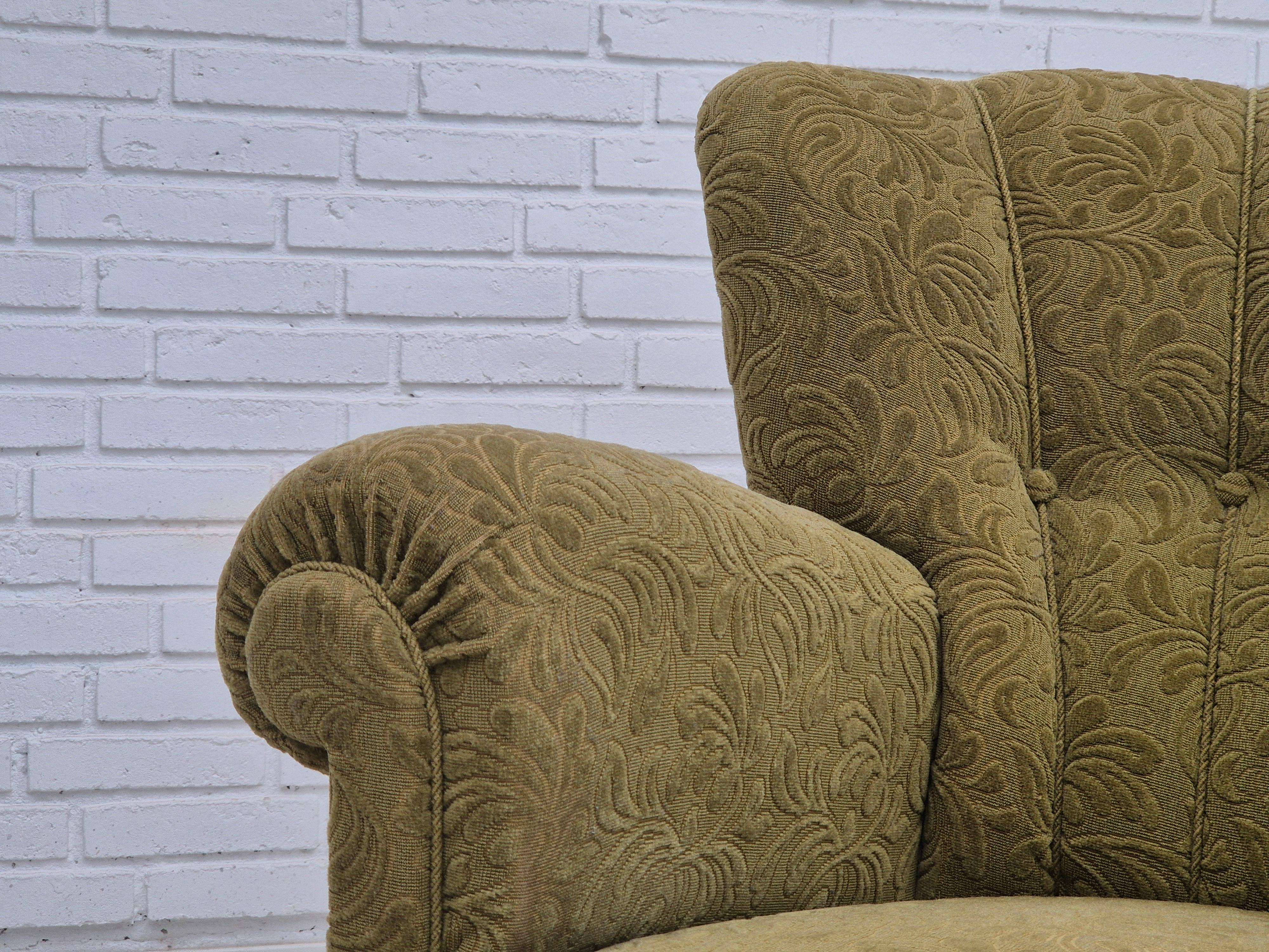 1960s, Danish vintage relax armchair, furniture cotton/wool, beech wood. For Sale 11
