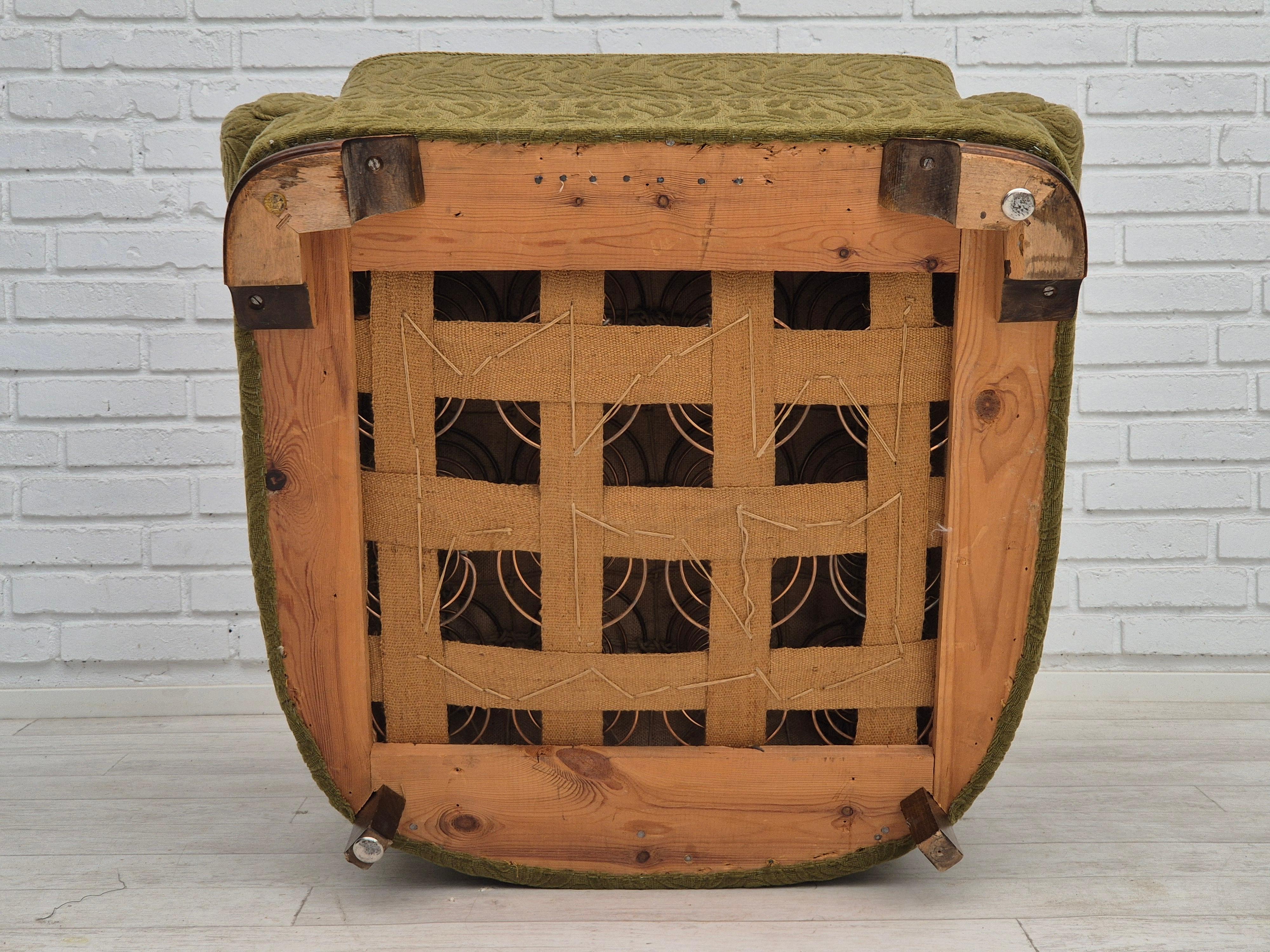 1960s, Danish vintage relax armchair, furniture cotton/wool, beech wood. For Sale 2