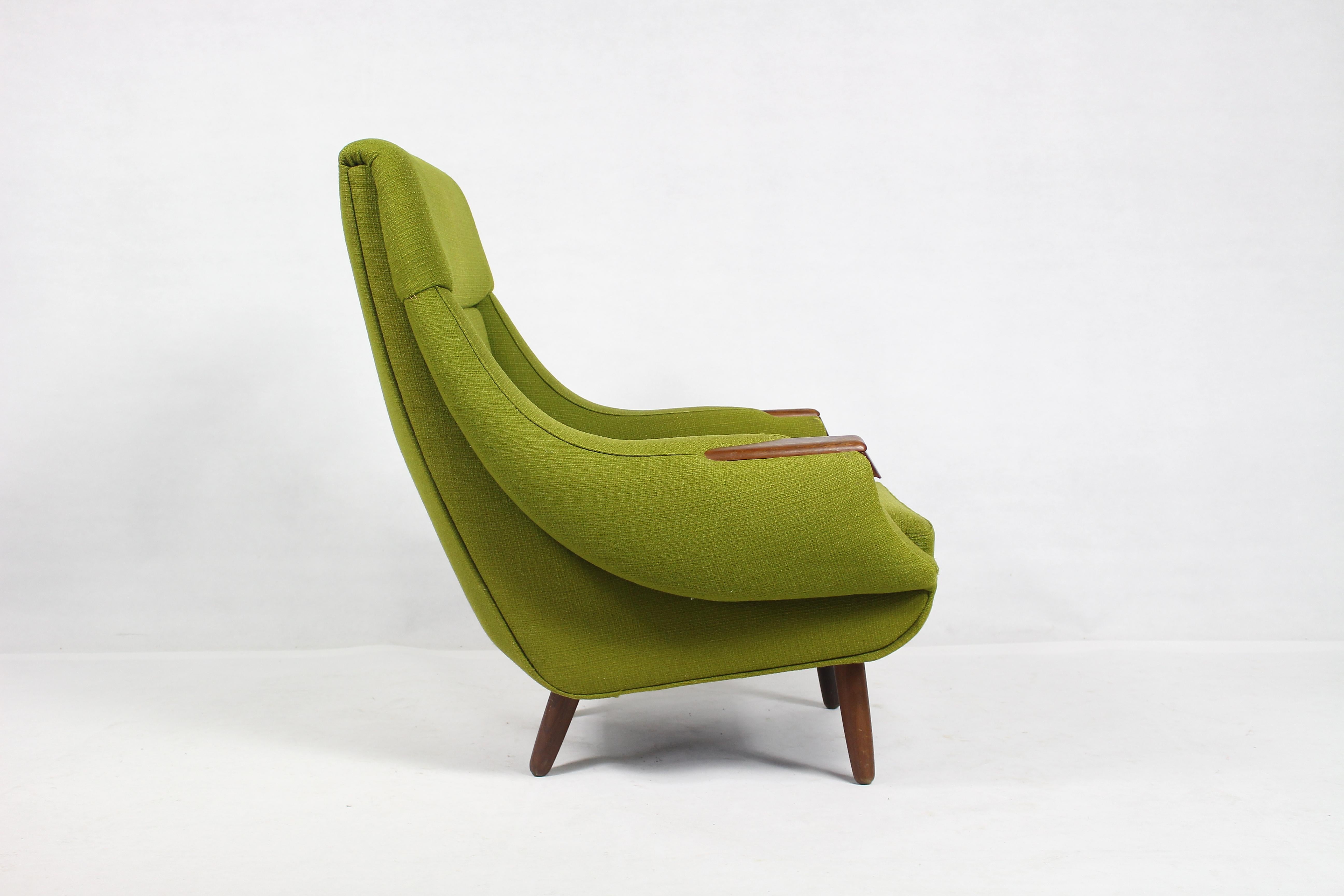 Fauteuil de salon danois vintage en bois de rose des années 1960 par H.W.Klein en vente 6