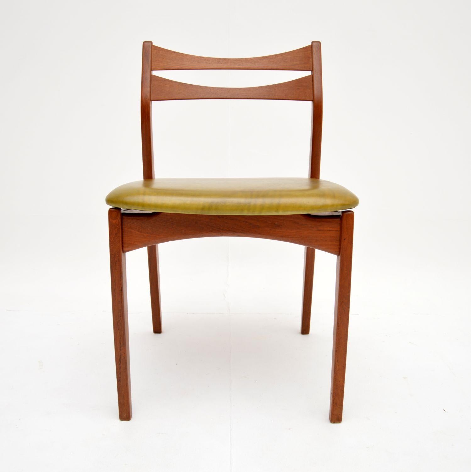 1960's Danish Vintage Teak Dining Table & Chairs by Johannes Andersen 2