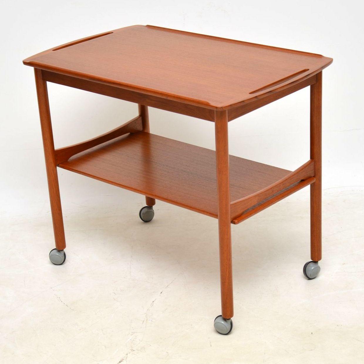 1960's Danish Vintage Teak Drinks Trolley In Good Condition For Sale In London, GB