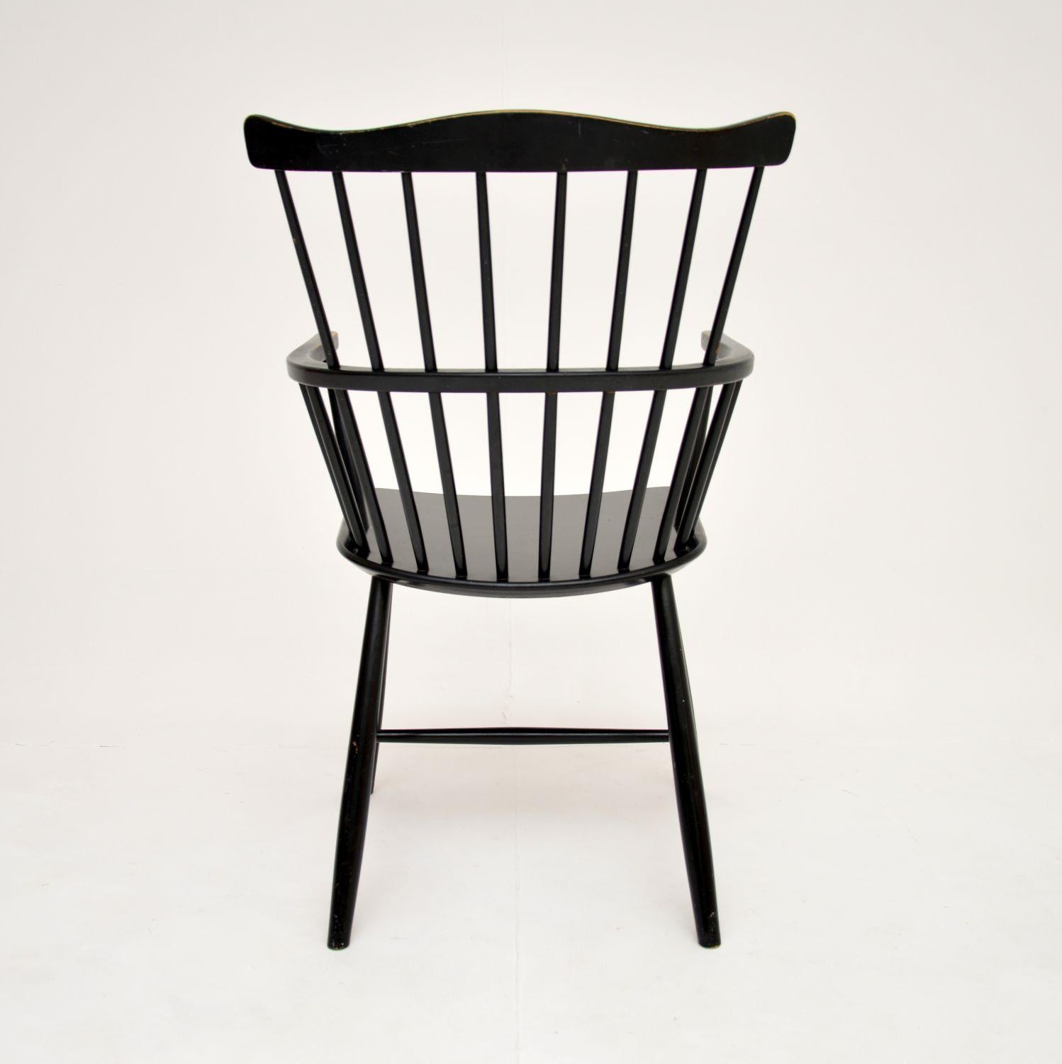 1960's Danish Vintage Windsor Chair In Good Condition In London, GB