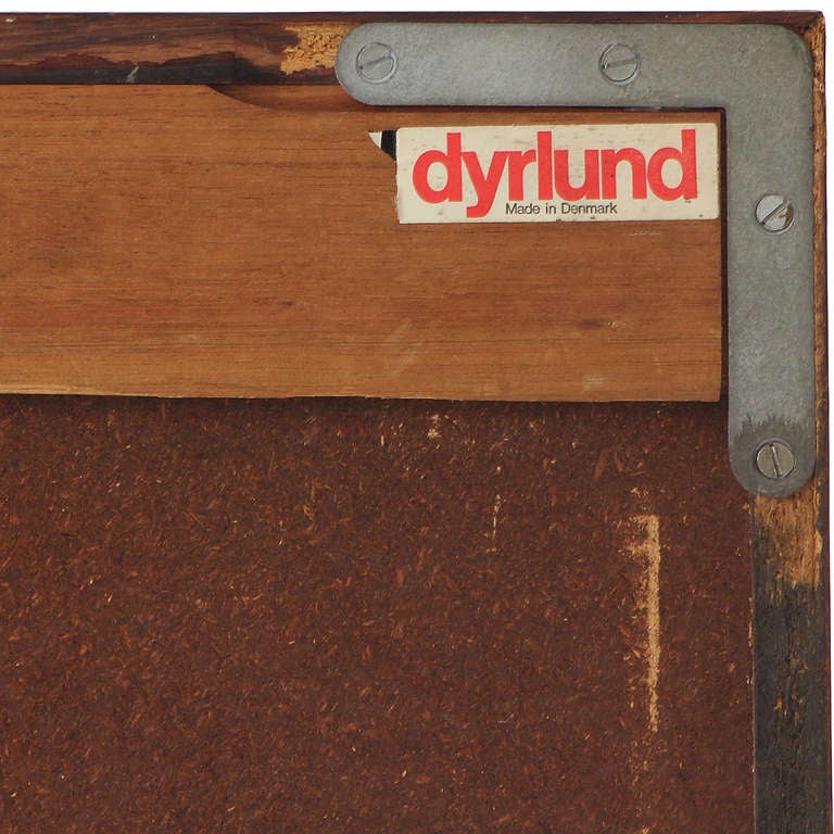 1960er Jahre Dänischer wandmontierter Barschrank aus Palisanderholz von Dyrlund im Angebot 3