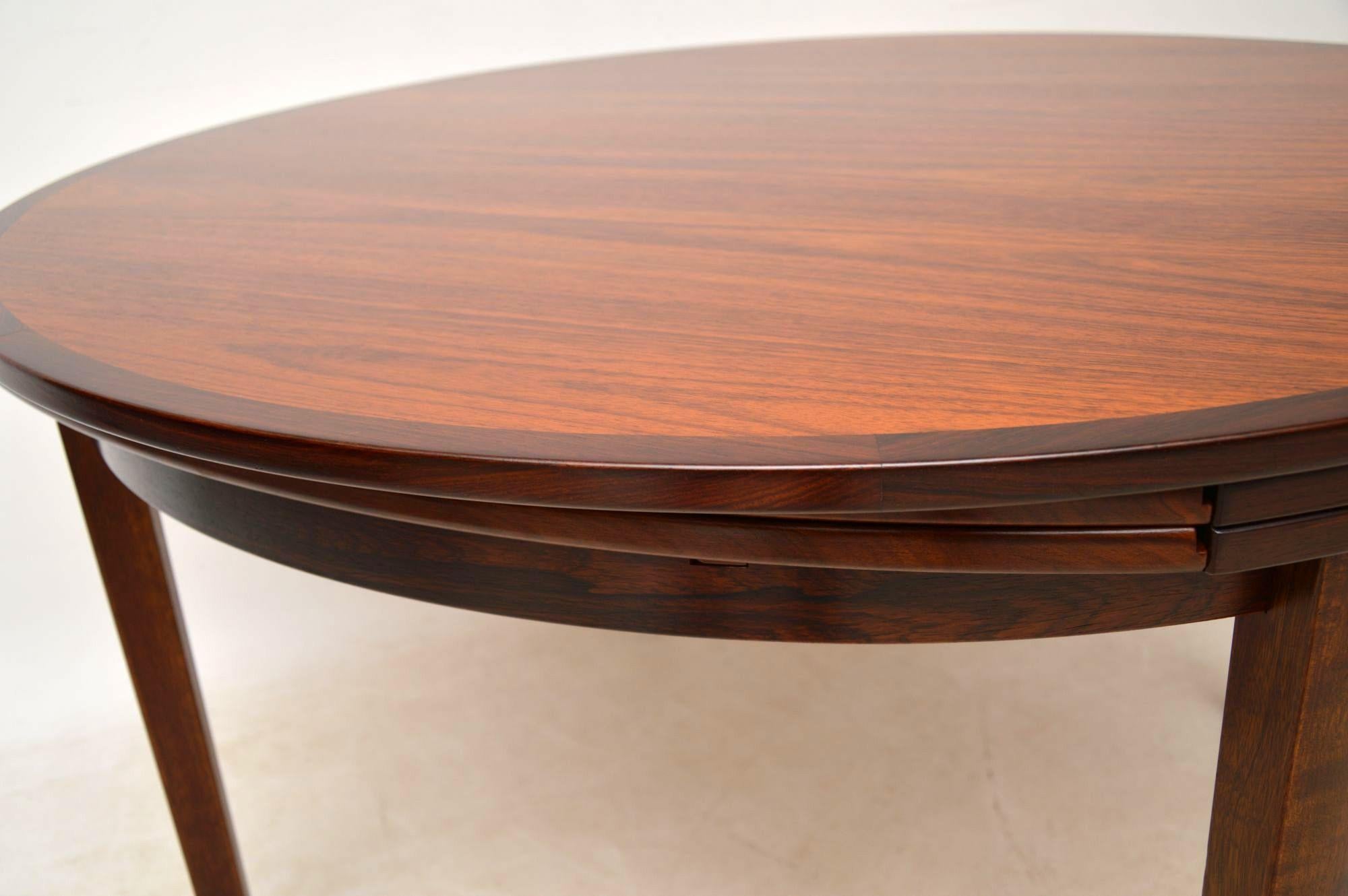 1960s Danish Wood Lotus Flip Flap Dining Table By Dyrlund At 1stdibs
