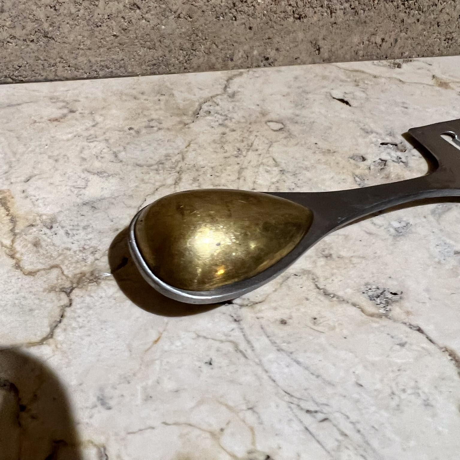 1960s Dansk Modernist design Brass Stainless Cheese Slicer Japan
1.25 h x 8.13 long x 2.75
Preowned vintage, refer to images.