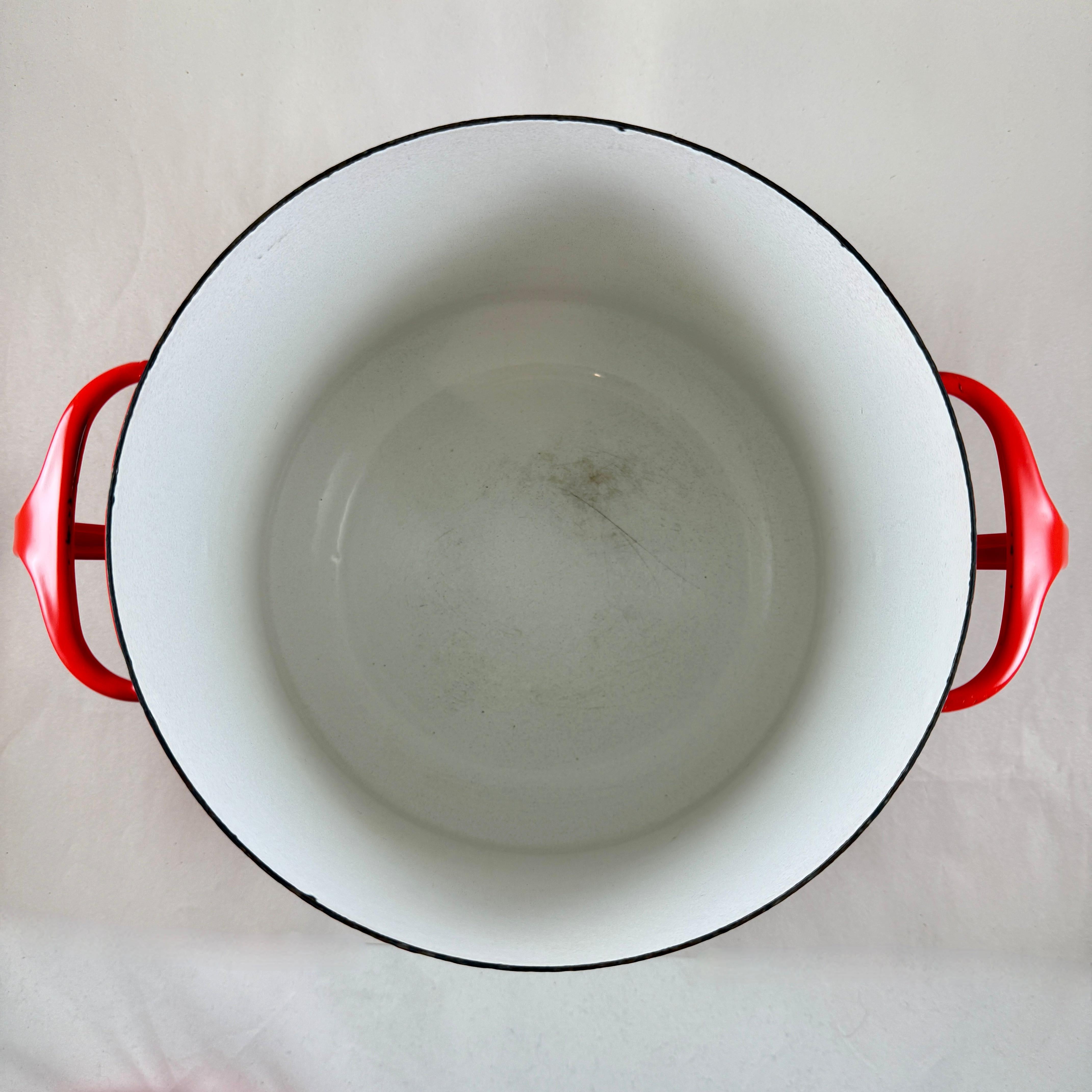 1960s Dansk Kobenstyle Red 8 Qt Enamel on Steel Stock Pot For Sale 2