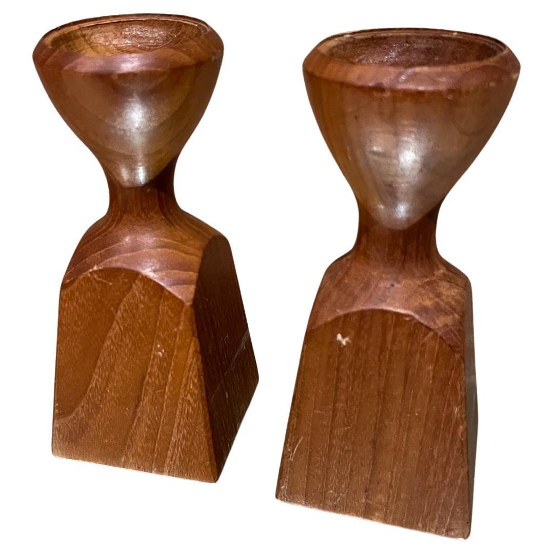 1960s Modern Dansk Candle Holder Set Teak Wood
designed by Jens Quistgaard
Made in Thailand
Stamped DANSK.
6.38 tall x d 2.75 x 2.75
Preowned vintage condition. Unrestored.
See images provided please.
