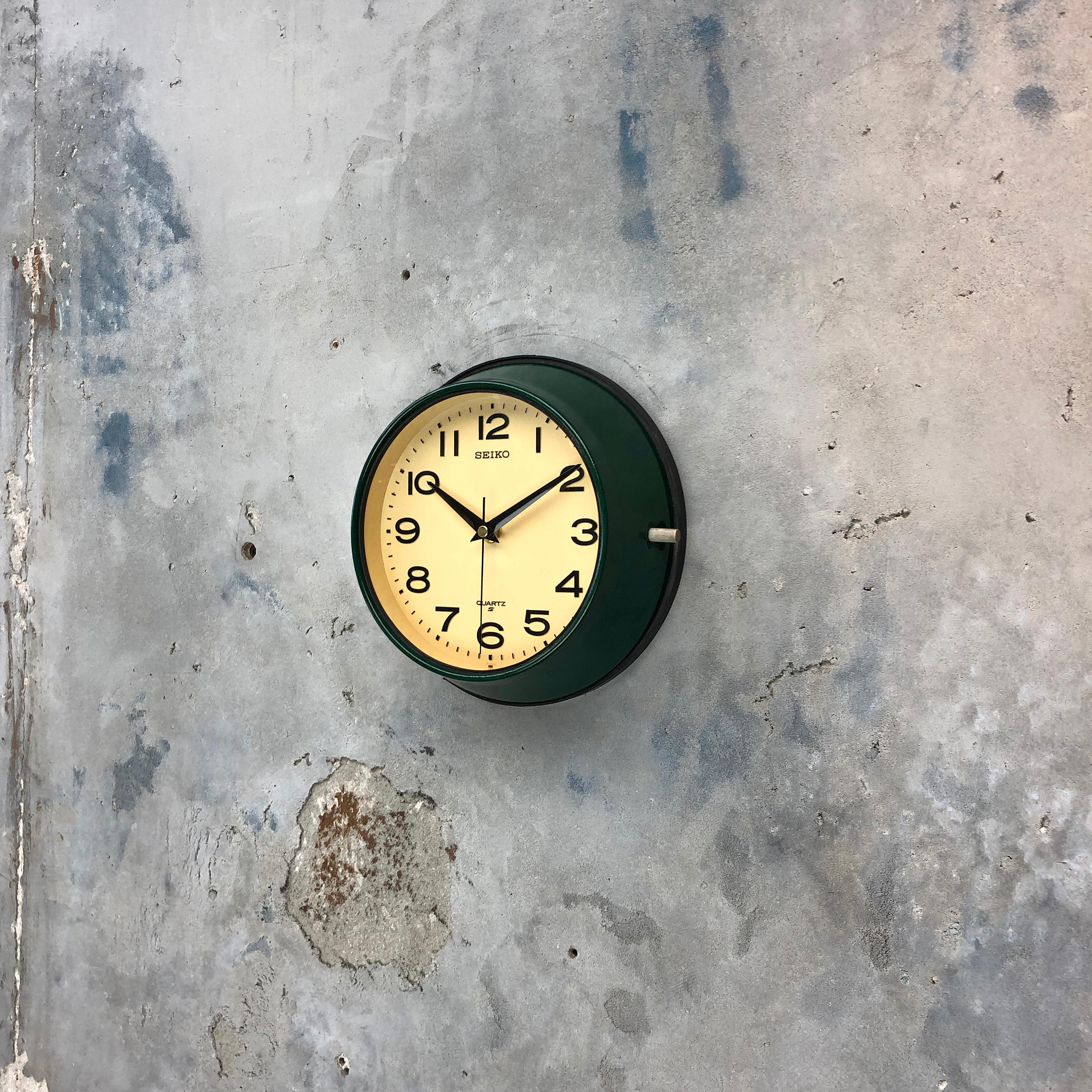 1960s Dark Green Retro Seiko Vintage Industrial Antique Steel Quartz Wall Clock 2