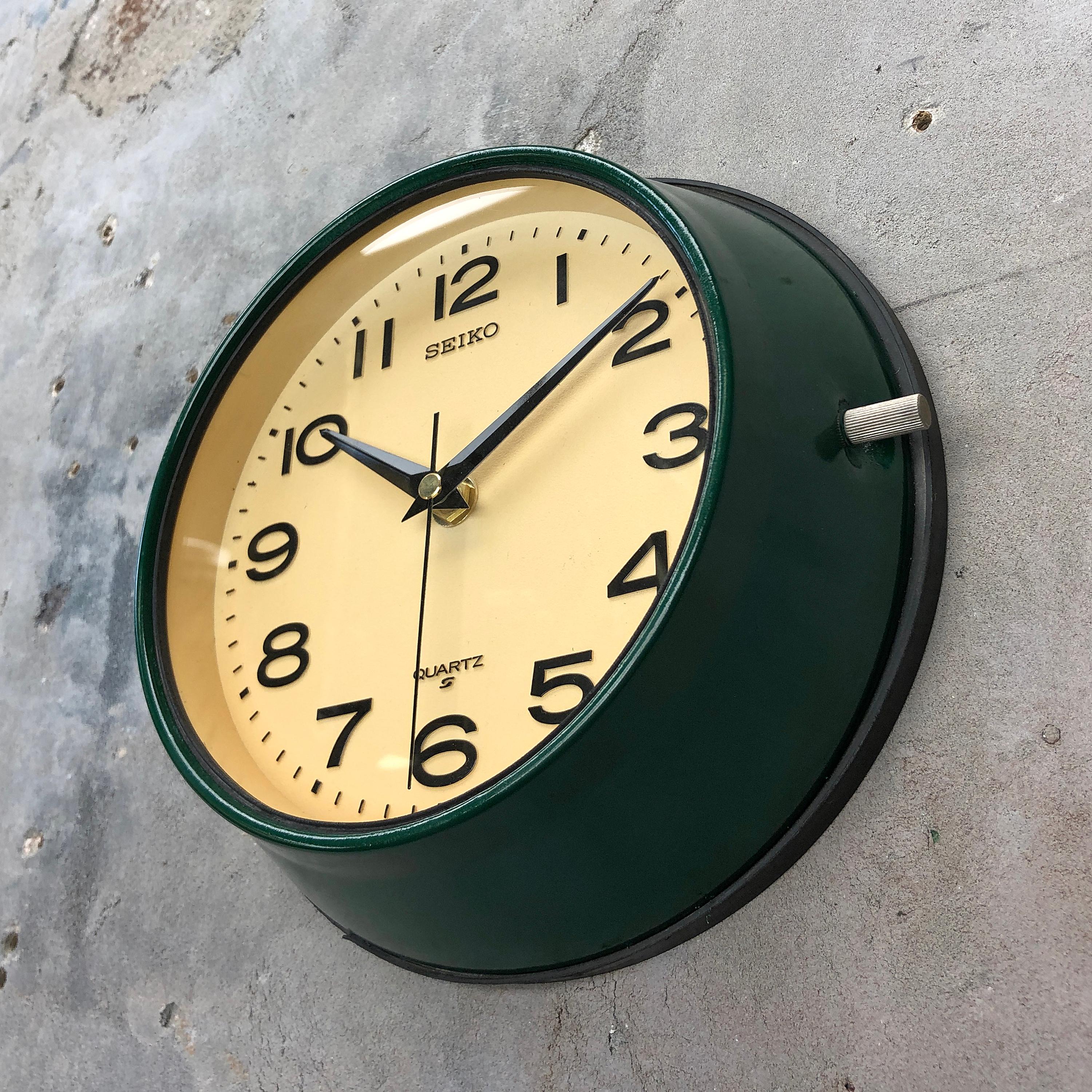 1960s Dark Green Retro Seiko Vintage Industrial Antique Steel Quartz Wall Clock 4