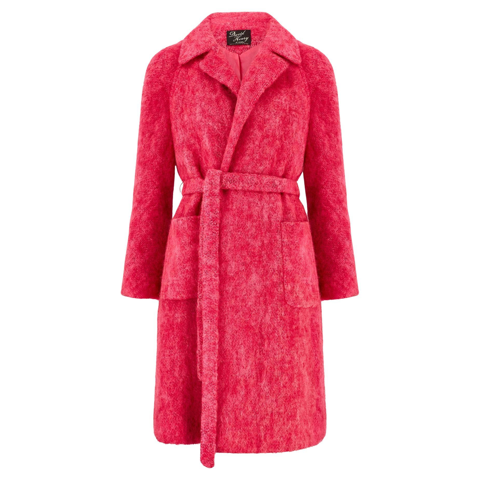 Cappotto in mohair irlandese fucsia David David Henry del 1960 in vendita