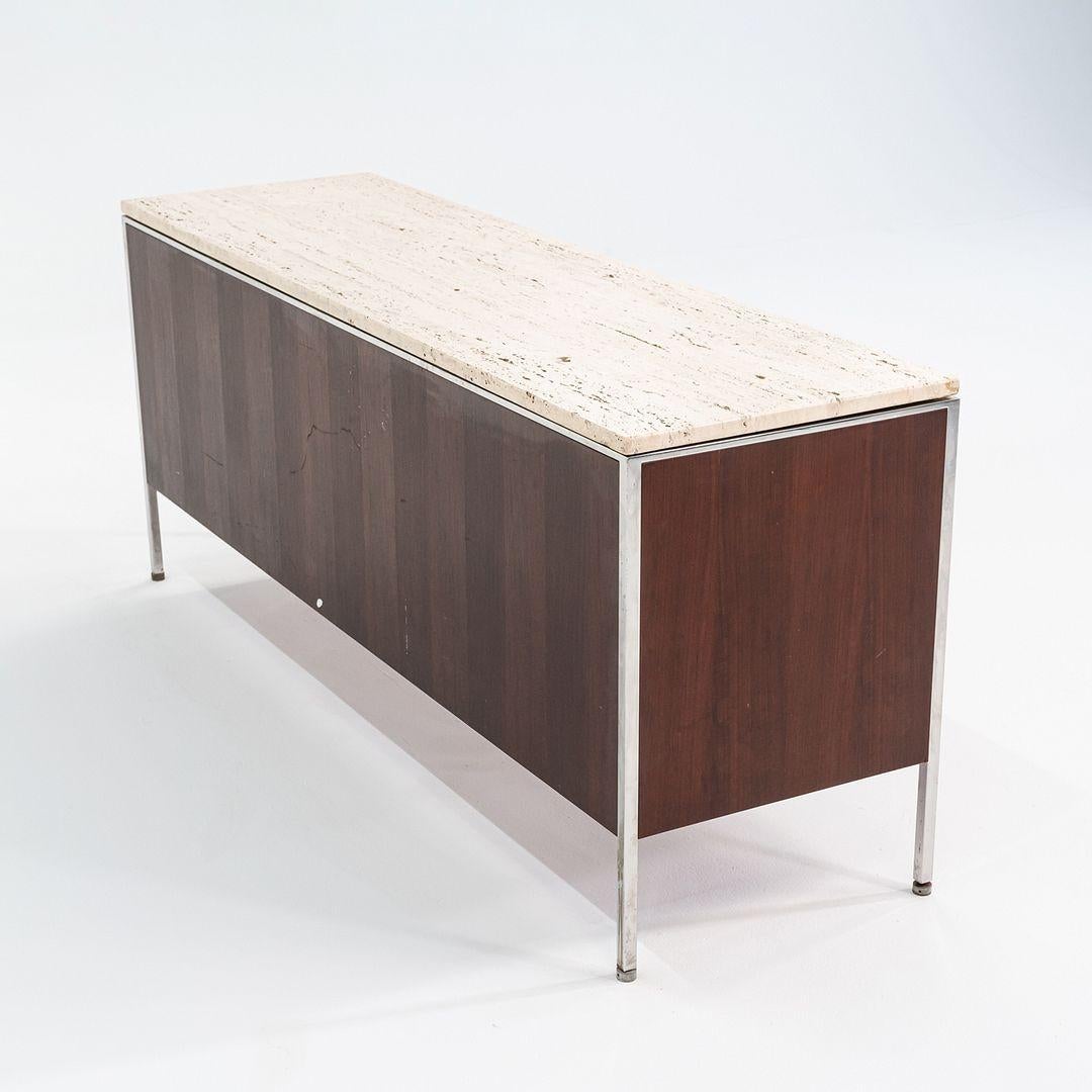 1960s Davis Allen and Gordon Bunshaft for SOM Crédence/armoire de 66 pouces en noyer en vente 1