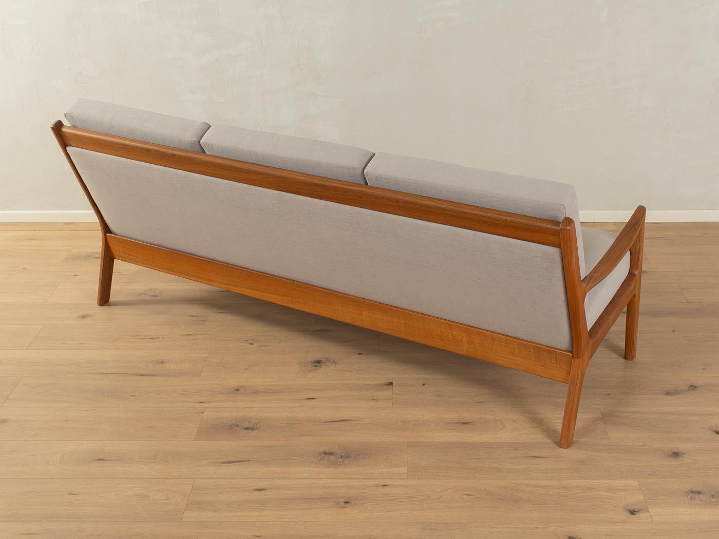 Mid-20th Century  1960s Daybed, Ole Wanscher  For Sale