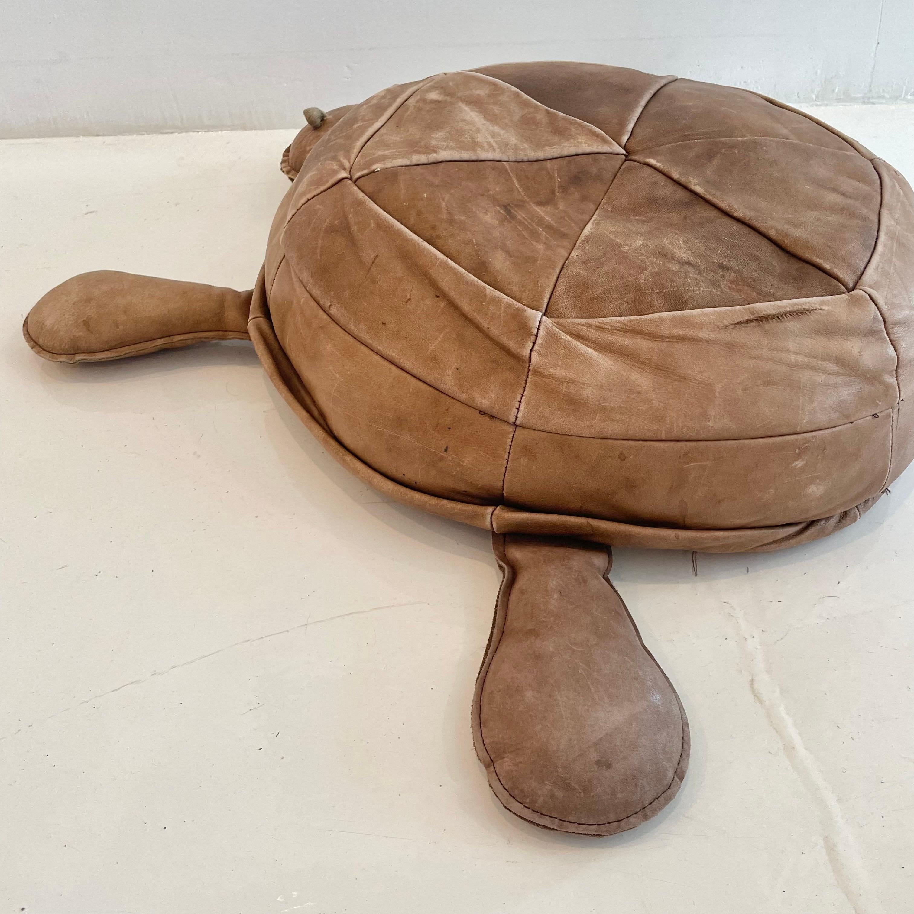 1960s De Sede Leather Turtle In Good Condition For Sale In Los Angeles, CA