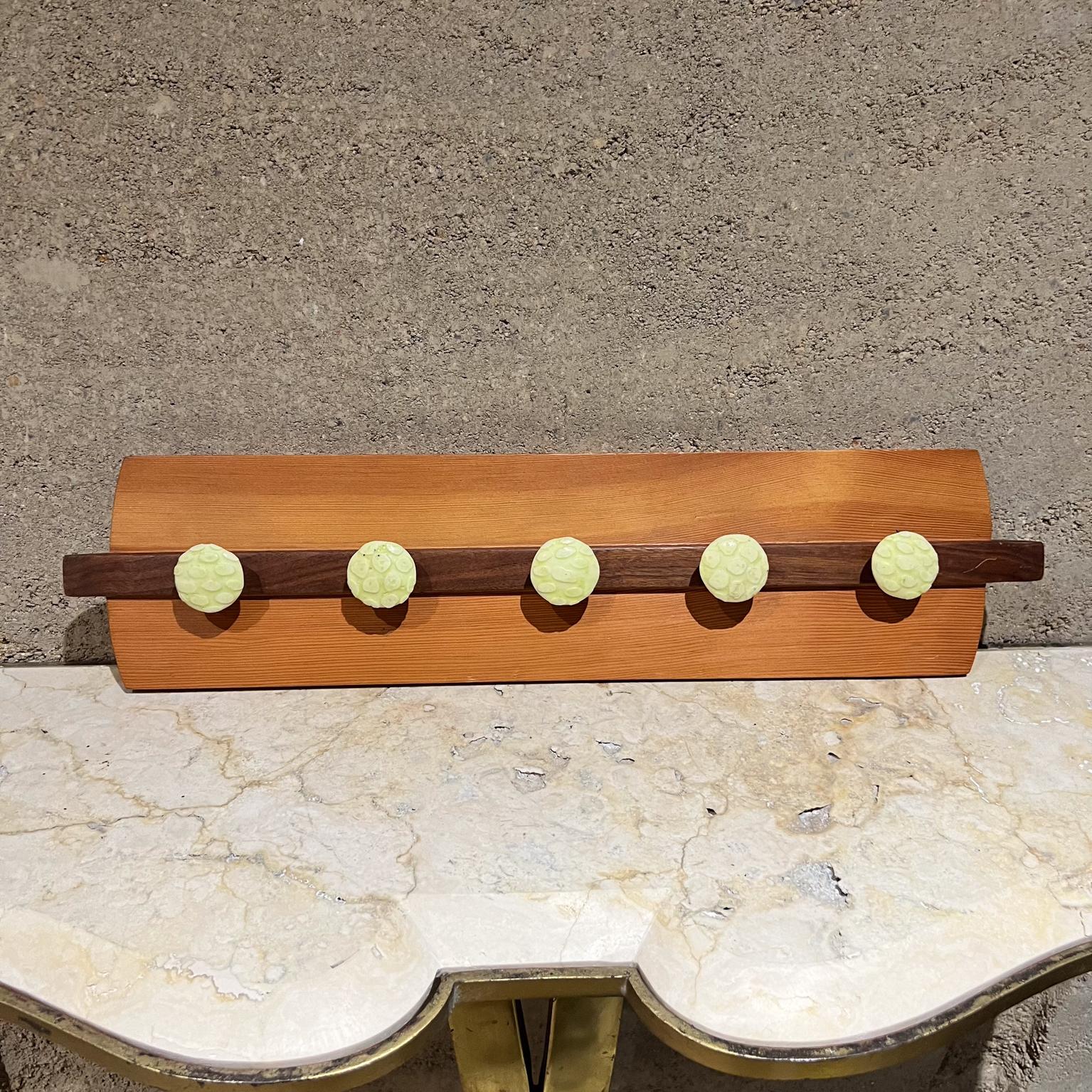 Plat de service à charcuterie décoratif des années 1960 Bon état - En vente à Chula Vista, CA