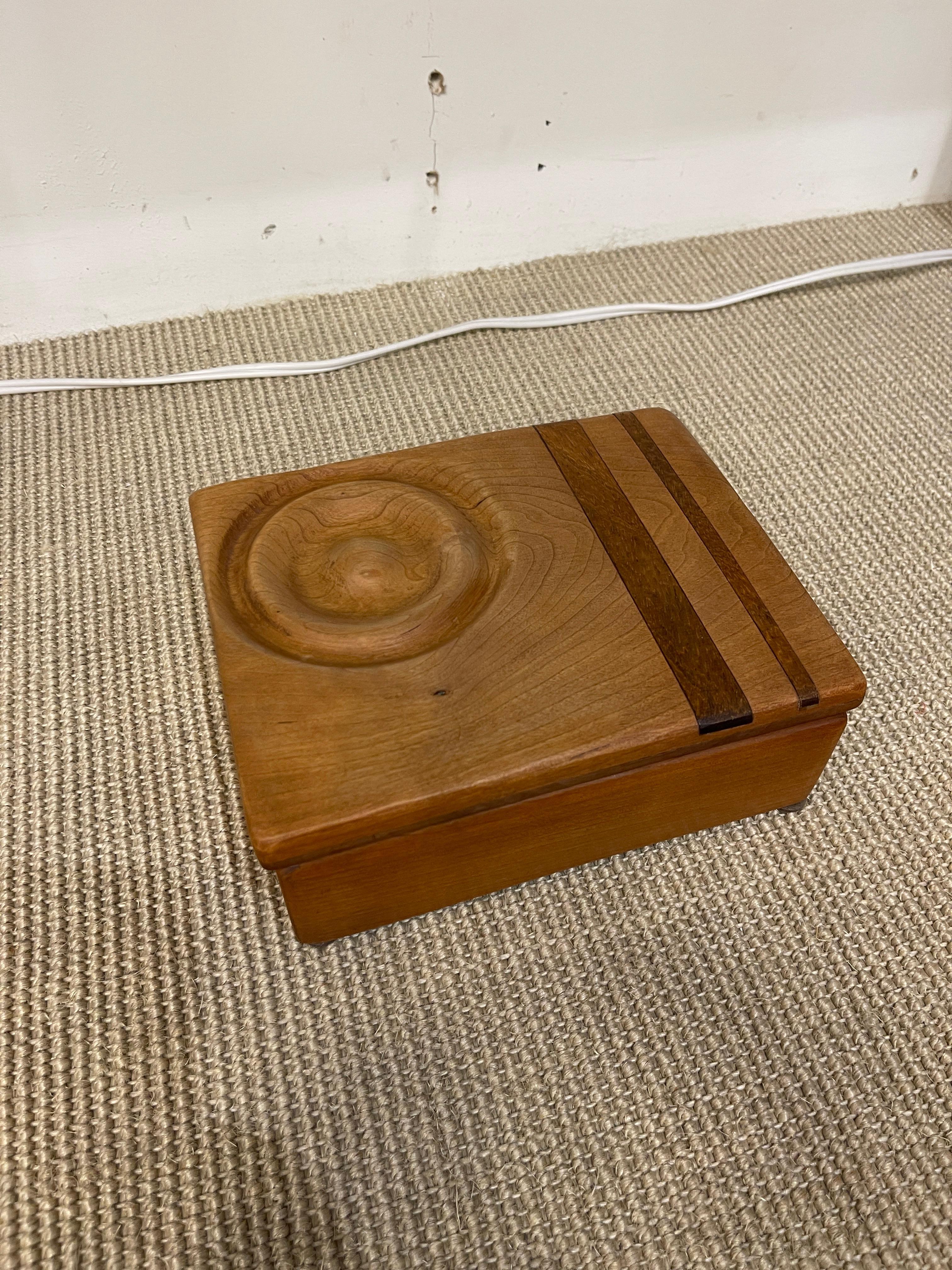 1960's Decorative Crafts Caja de madera en Bueno estado para la venta en New York, NY