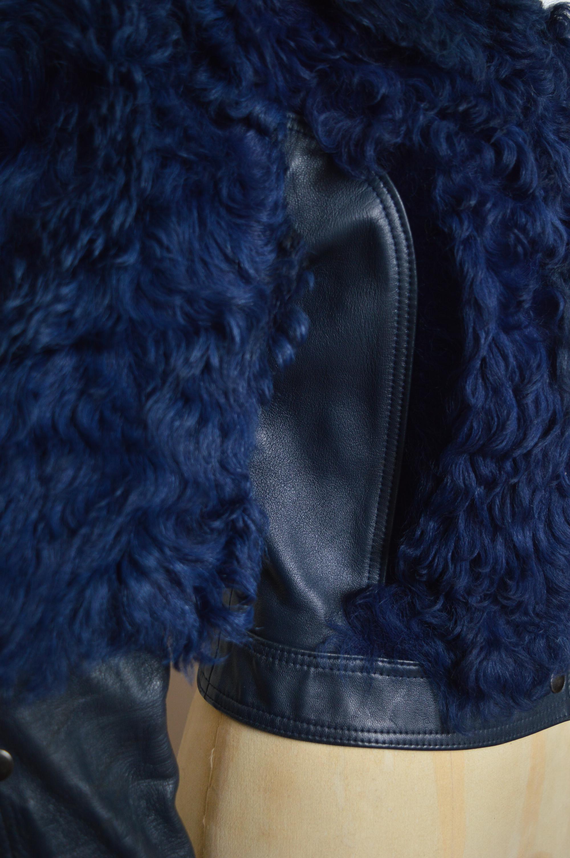 1960’s Deep Blue Curly Sheepskin & Leather Shearling Bomber Jacket - Coat For Sale 6