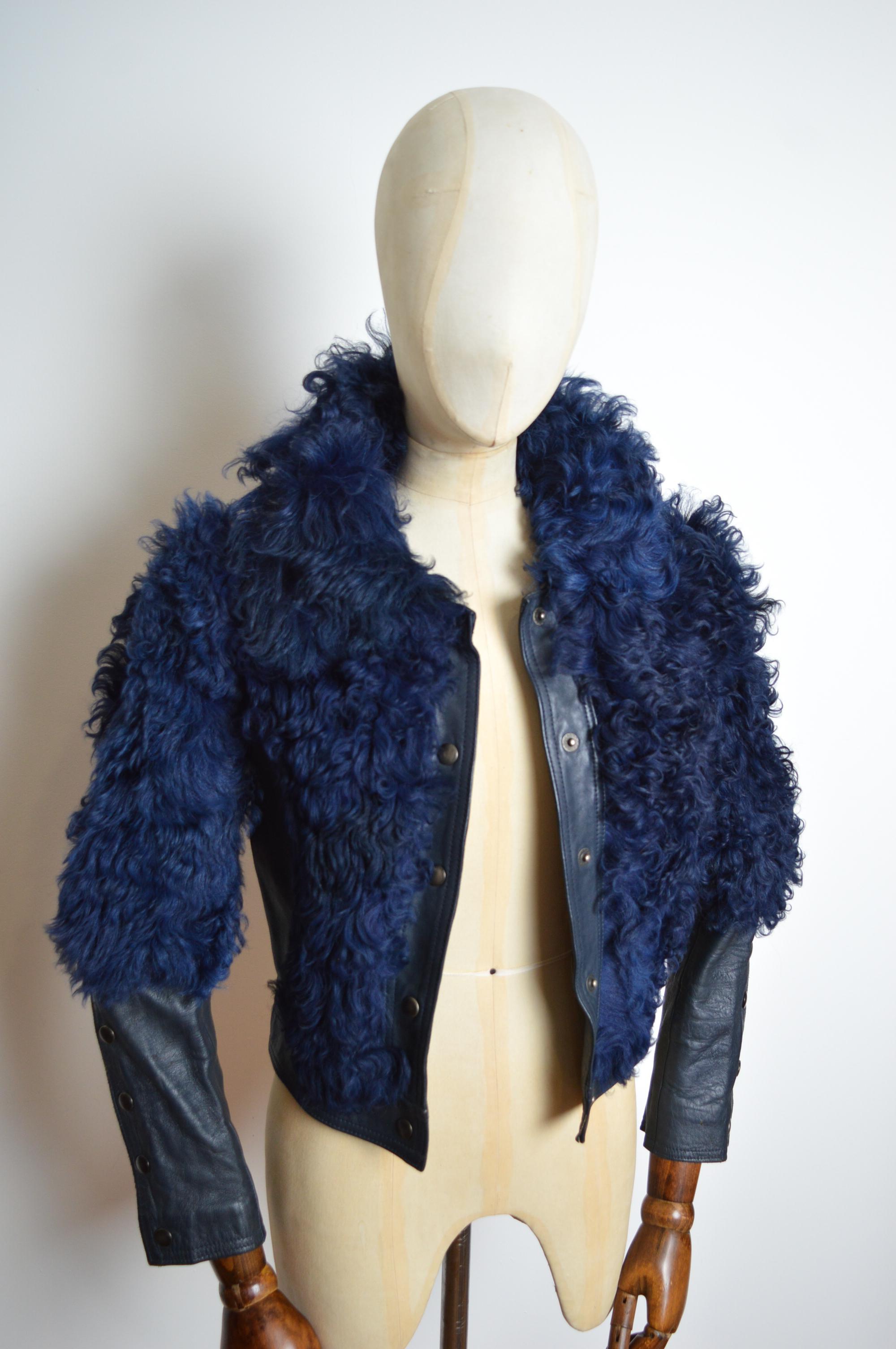 1960’s Deep Blue Curly Sheepskin & Leather Shearling Bomber Jacket - Coat For Sale 3