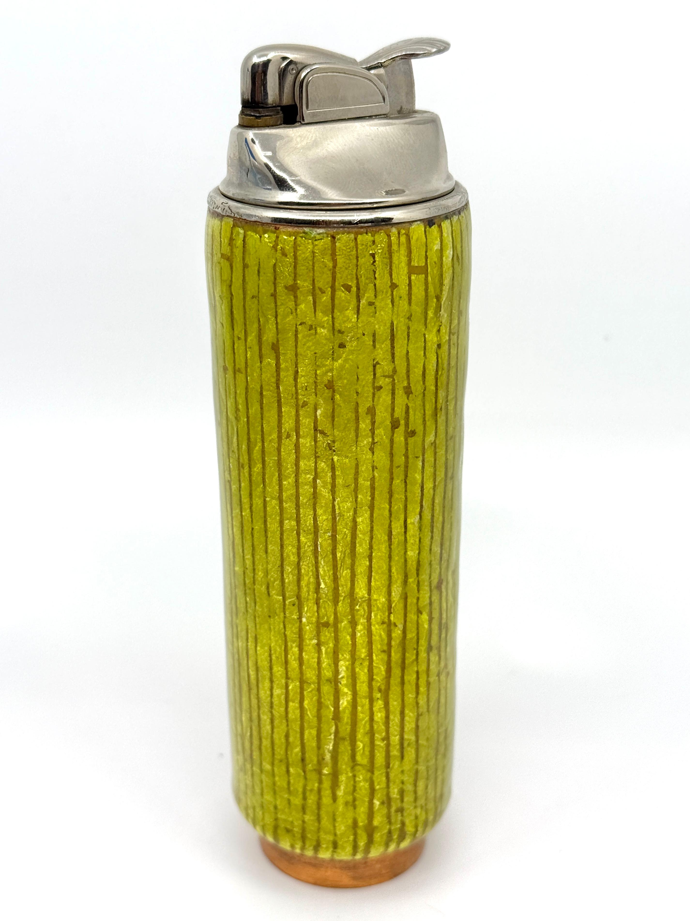 1960’s Del Campo Enamel Lighter and Ashtray For Sale 3