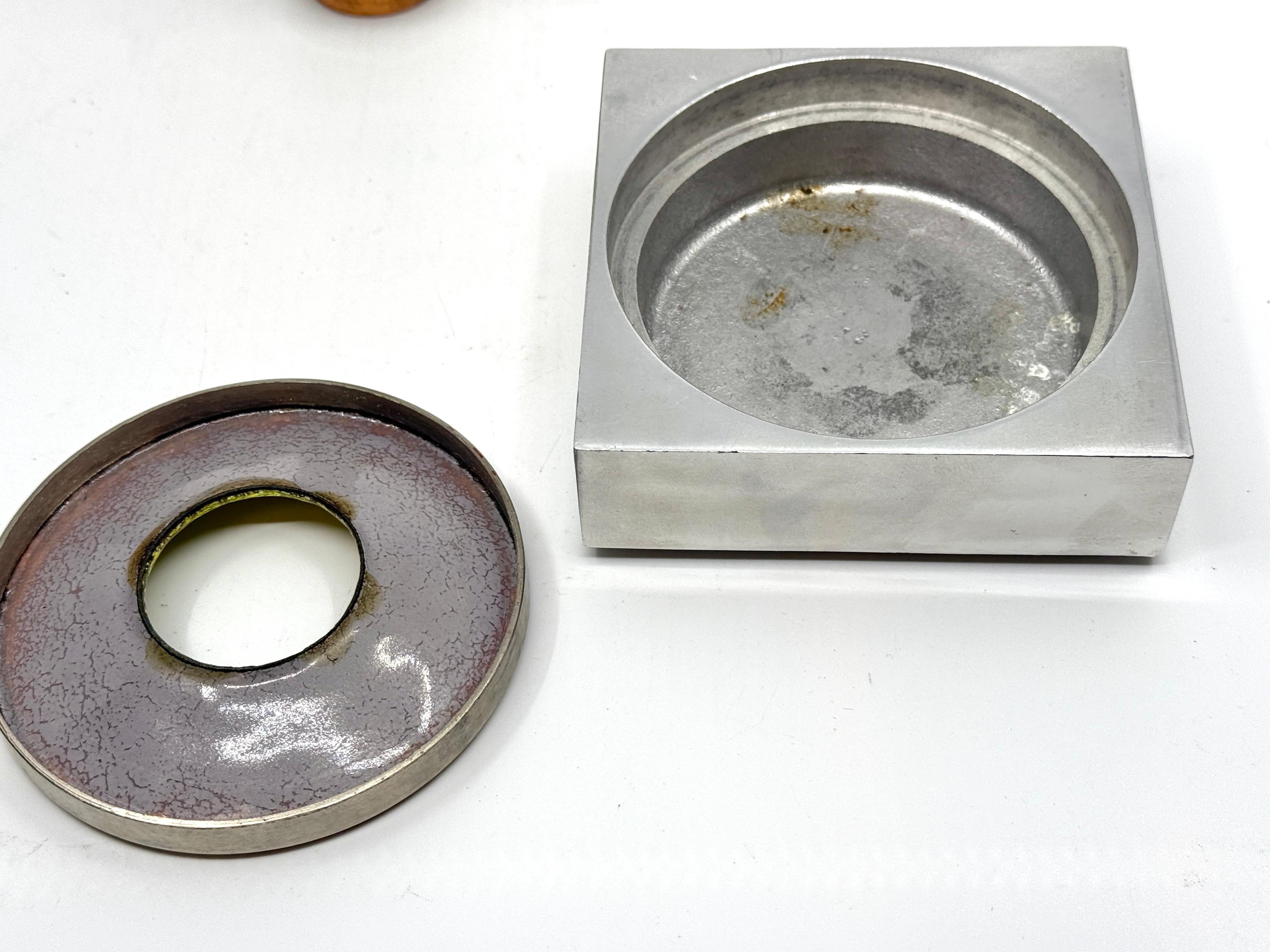Mid-20th Century 1960’s Del Campo Enamel Lighter and Ashtray For Sale