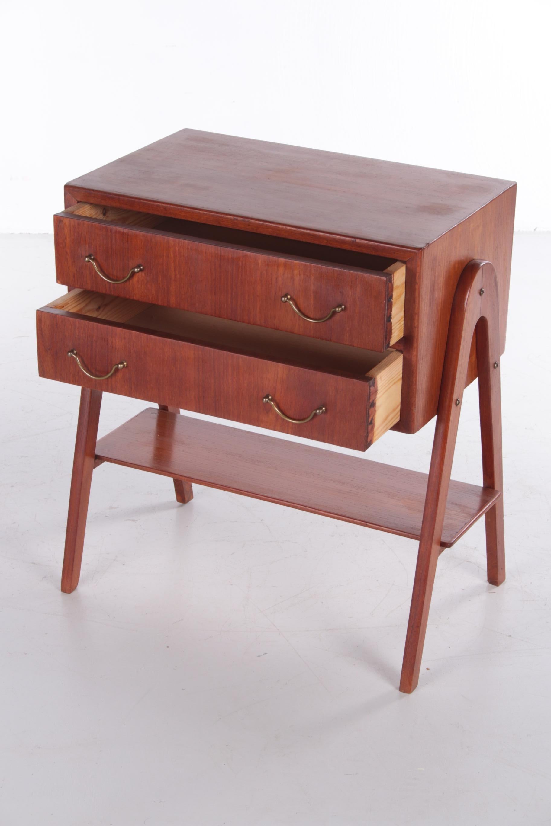 Scandinavian teak Design 2 drawer cabinet with beautiful handles, 1960 For Sale 5