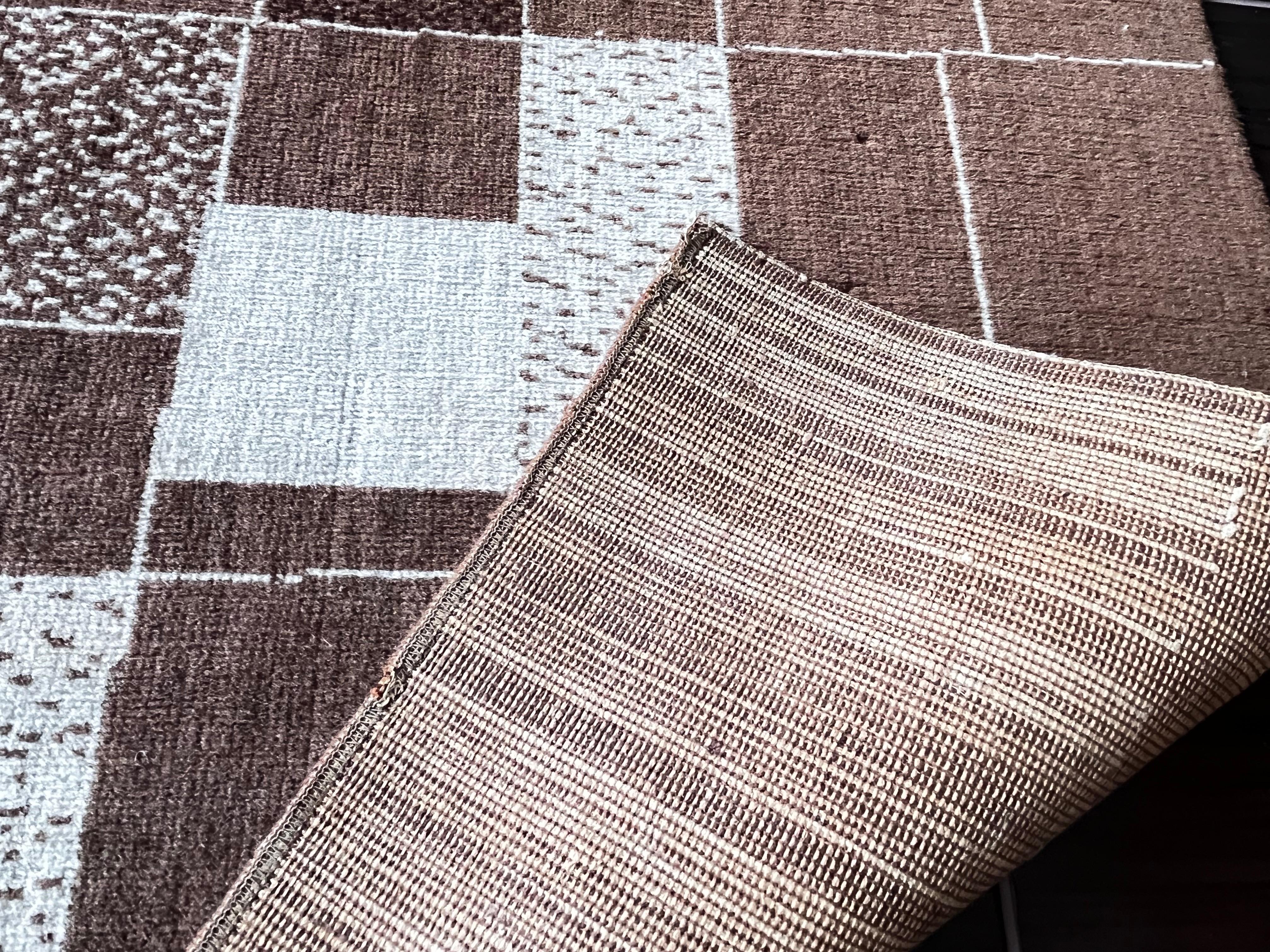 1960er Jahre Design Abstrakter Teppich, Tschechoslowakei - Bouclé (Mitte des 20. Jahrhunderts) im Angebot