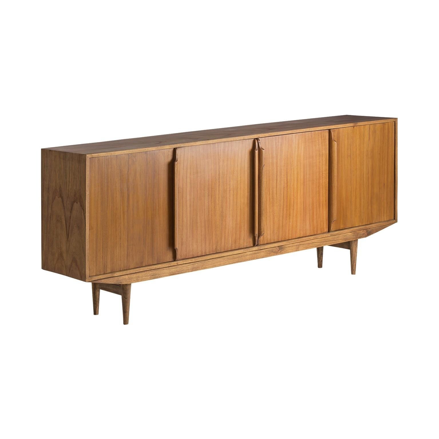 Scandinavian look and vintage design, for this sideboard with sober lines, refined and harmonious composed of four spaces, nice work on carved wood handles. New item, never used.