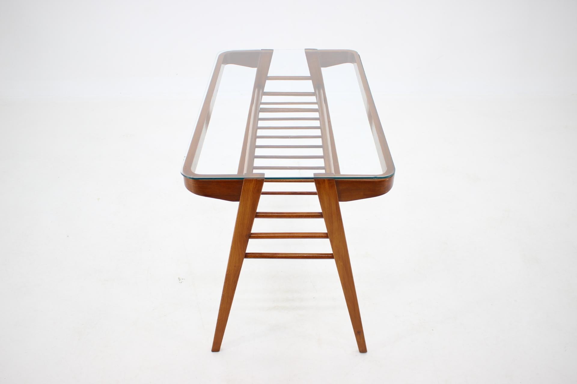 Mid-Century Modern 1960s Design Coffee Table by Tatra, Czechoslovakia For Sale