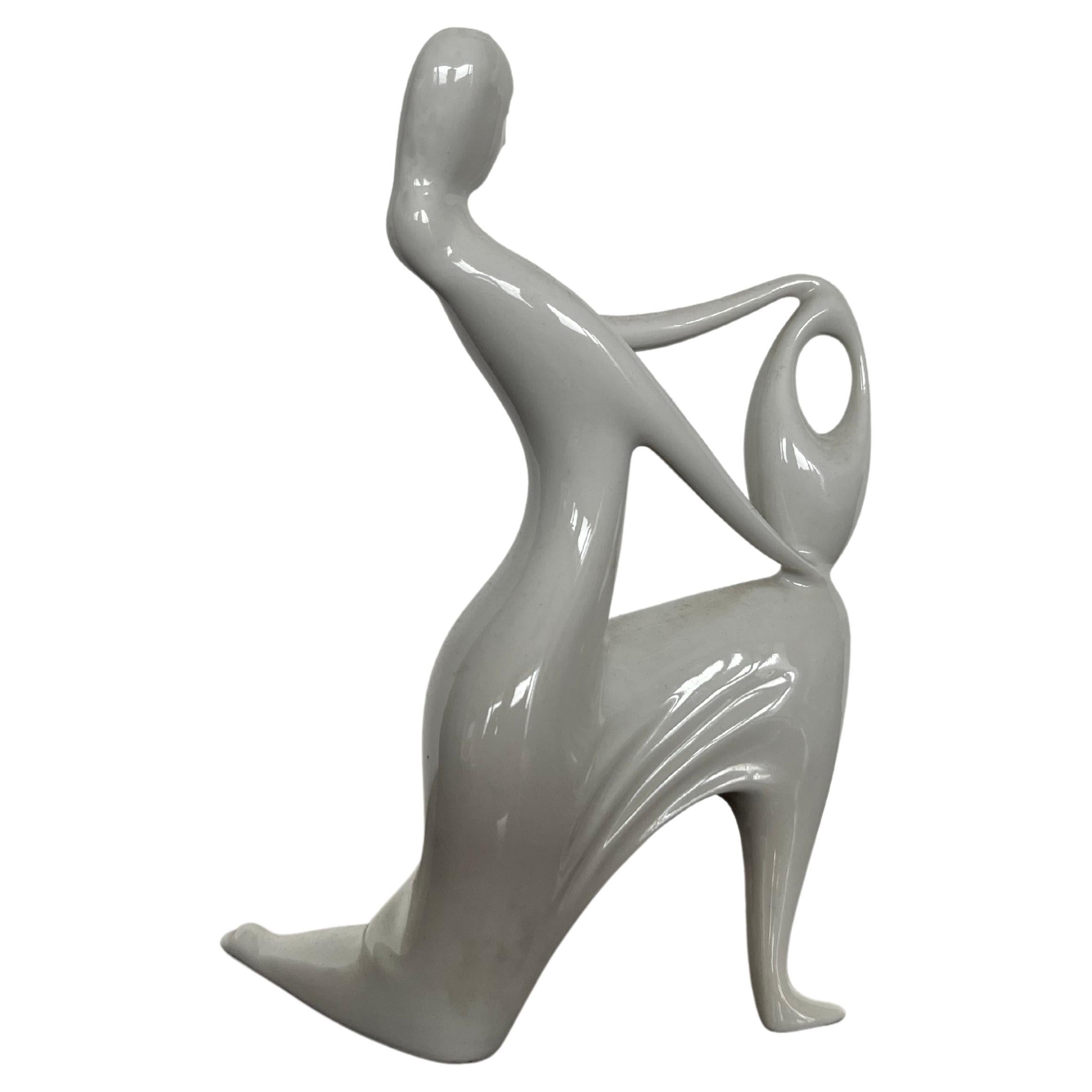 1960 Design Lady Sculpture de Jaroslav Ježek pour Royal Dux - Tchécoslovaquie