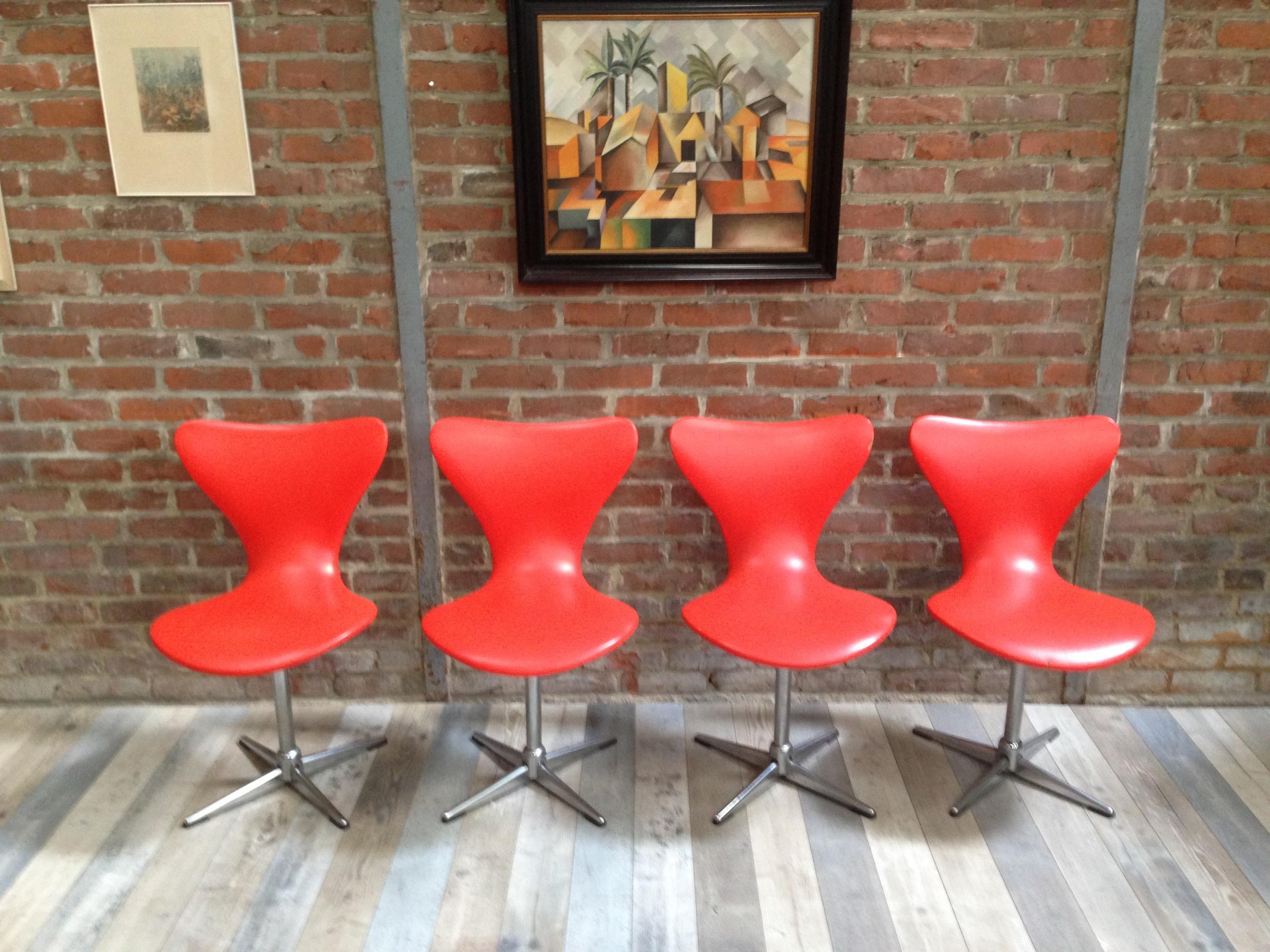 Mid-Century Modern 1960s Design Orange and Swivel Set of 4 Chairs