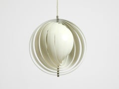 1960s Design Space Age Moon Lamp in white lacquered aluminum by Verner Panton