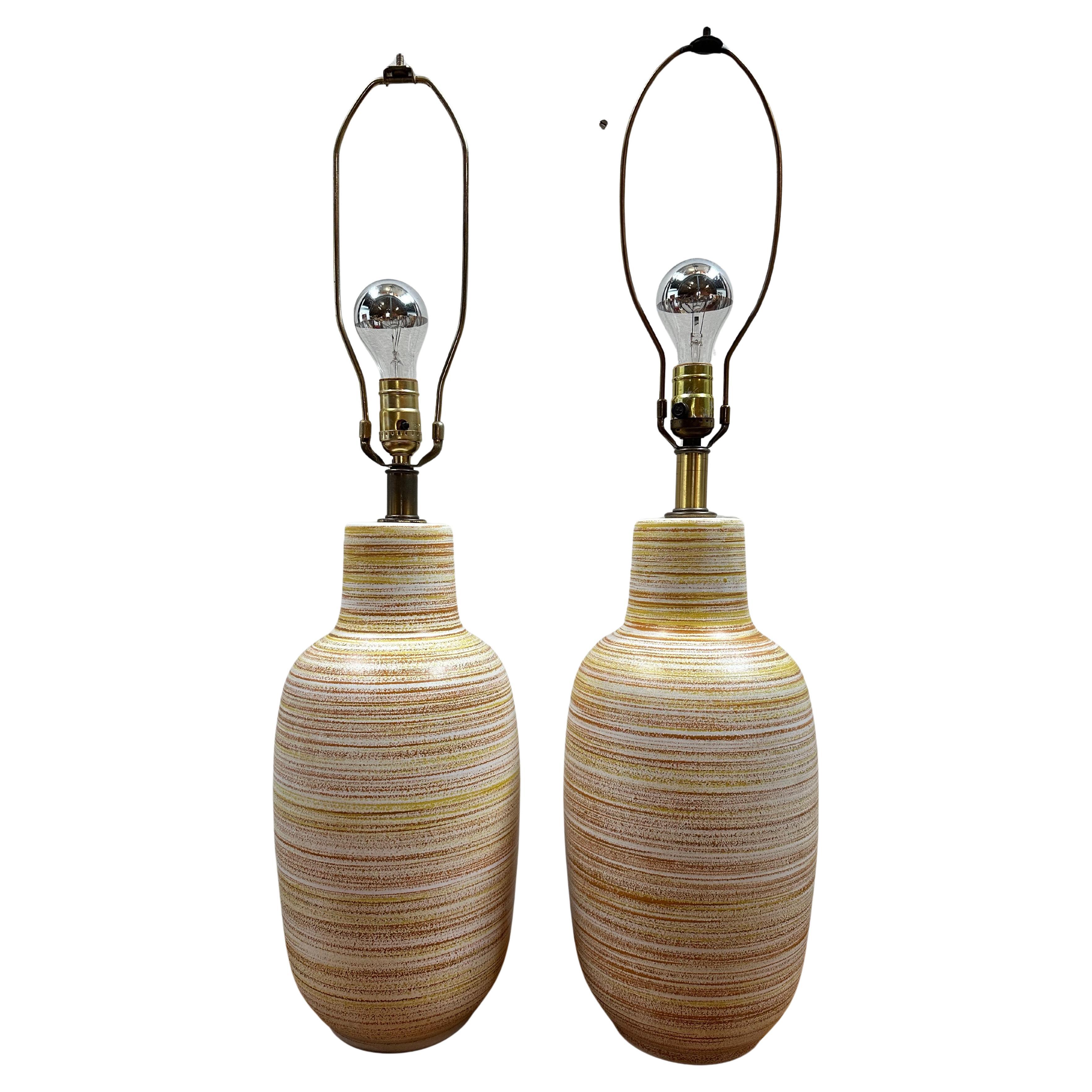 Paire de lampes de table en céramique orange et jaune Design Technics des années 1960