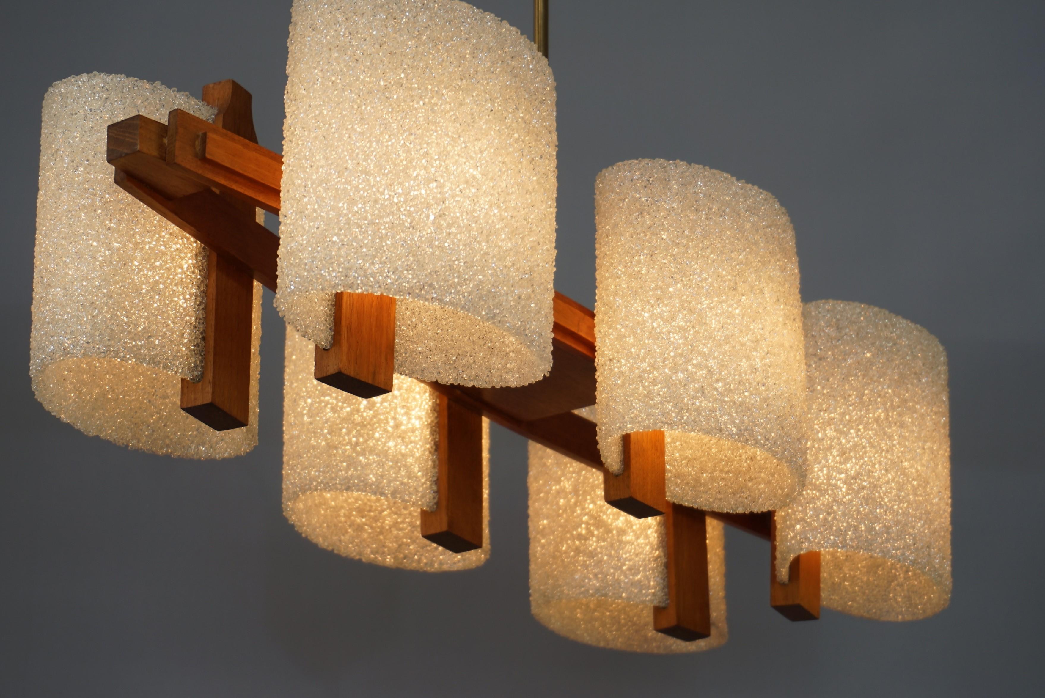 1960s Design Wooden and Perspex Chandelier For Sale 13