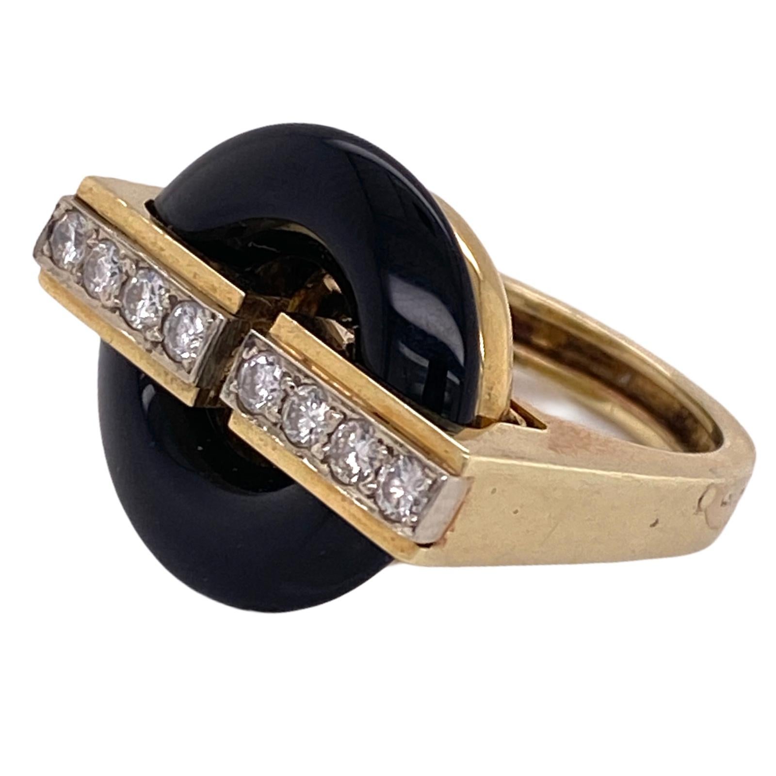 Round Cut 1960s Designer Diamond Onyx Yellow Gold Estate Cocktail Ring Signed La Triomphe
