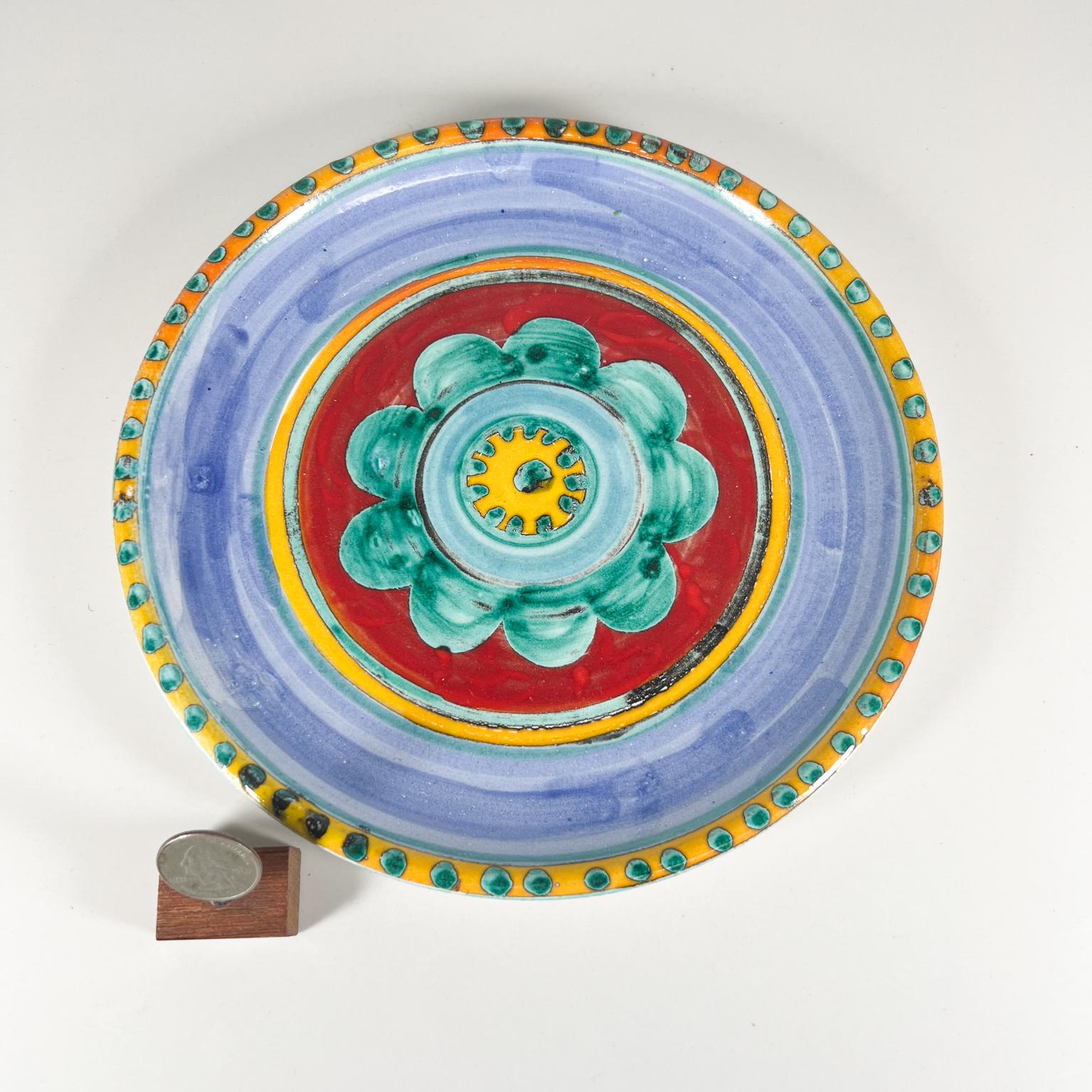 1960er DeSimone of Italy Bunter Kunstteller Handbemalte Keramik Töpferei (Moderne der Mitte des Jahrhunderts)