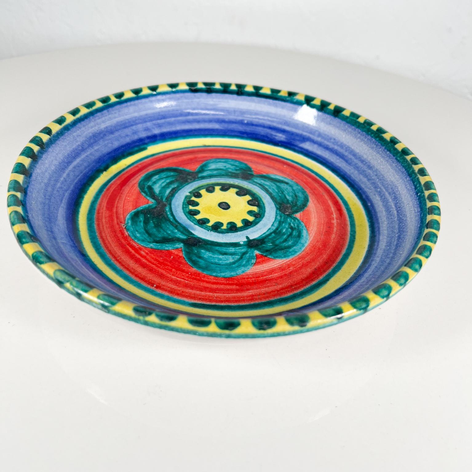DeSimone Pottery Italien, farbenfrohe Keramik-Kunstteller mit Aqua-Blumenschale (Moderne der Mitte des Jahrhunderts)