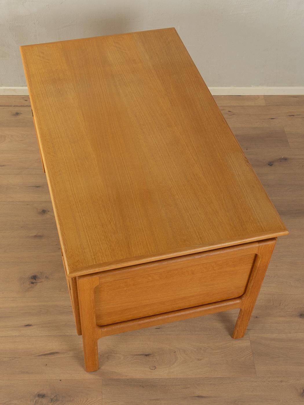 1960s desk, Arne Vodder For Sale 3