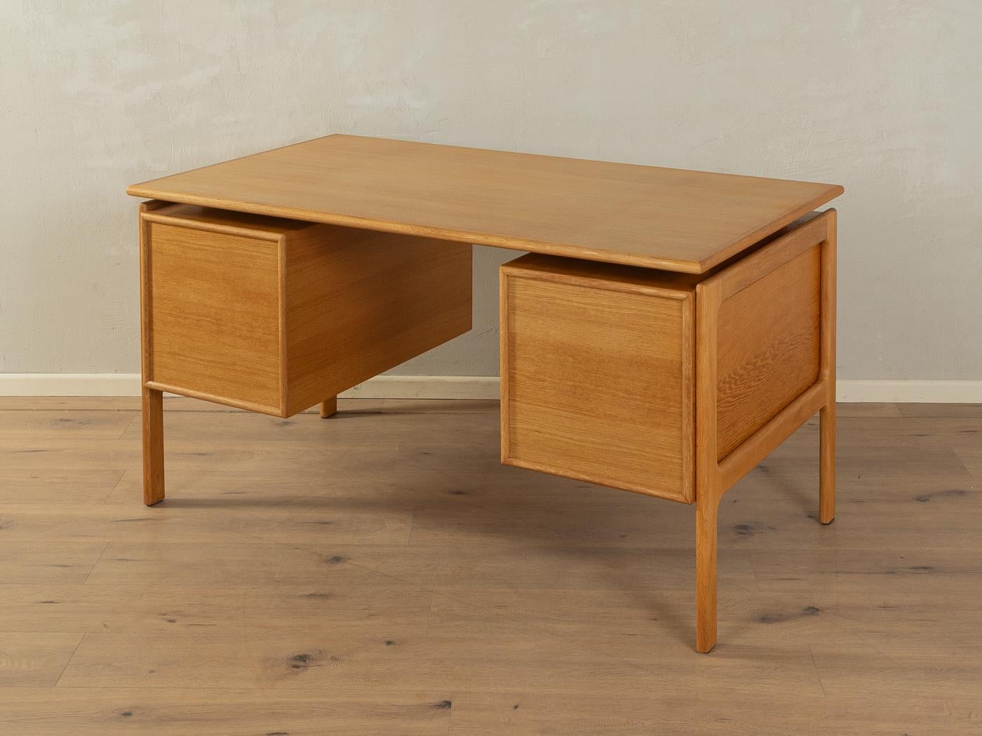 Oak  1960s desk, Arne Vodder  For Sale