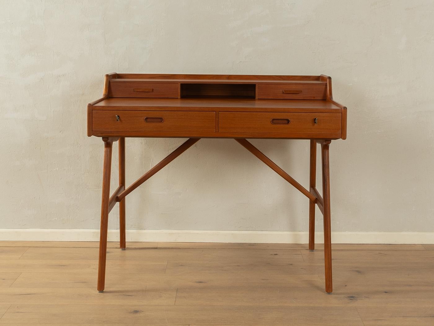 Mid-20th Century 1960s desk, Arne Wahl Iversen