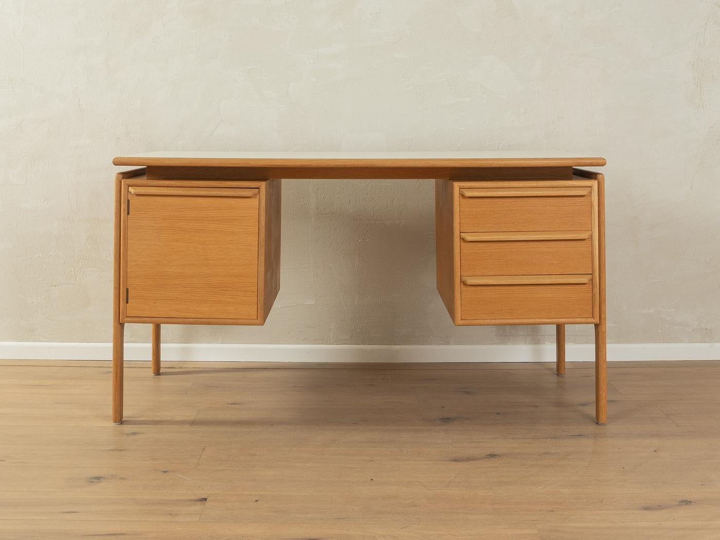 Mid-20th Century 1960s desk For Sale