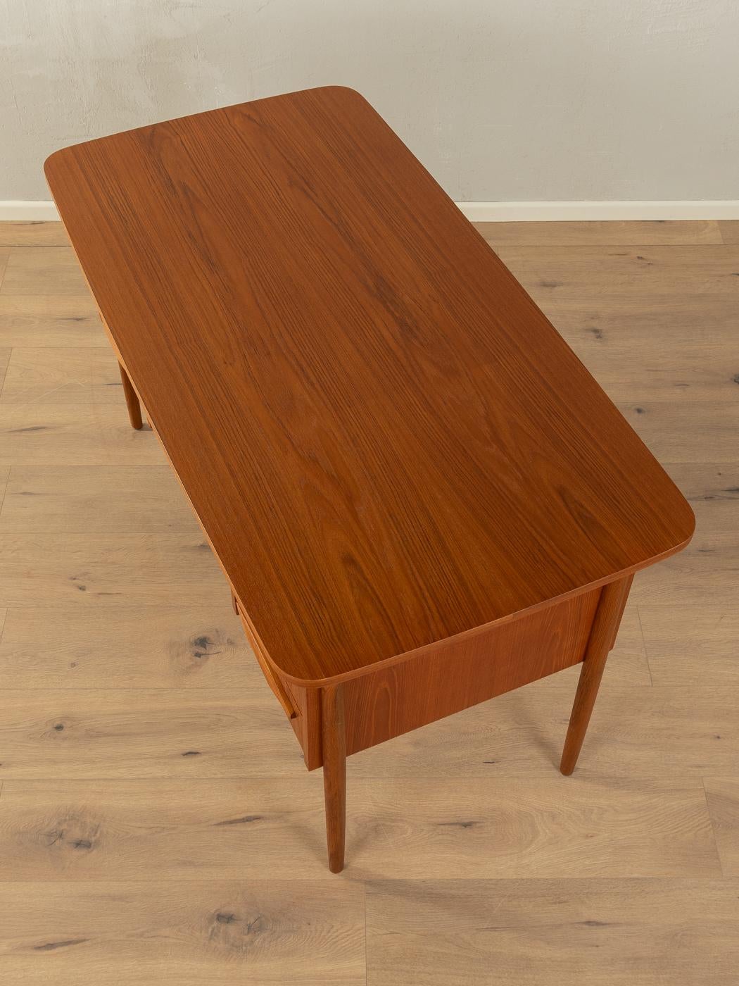  1960s Desk, Gunnar Nielsen Tibergaard  For Sale 4