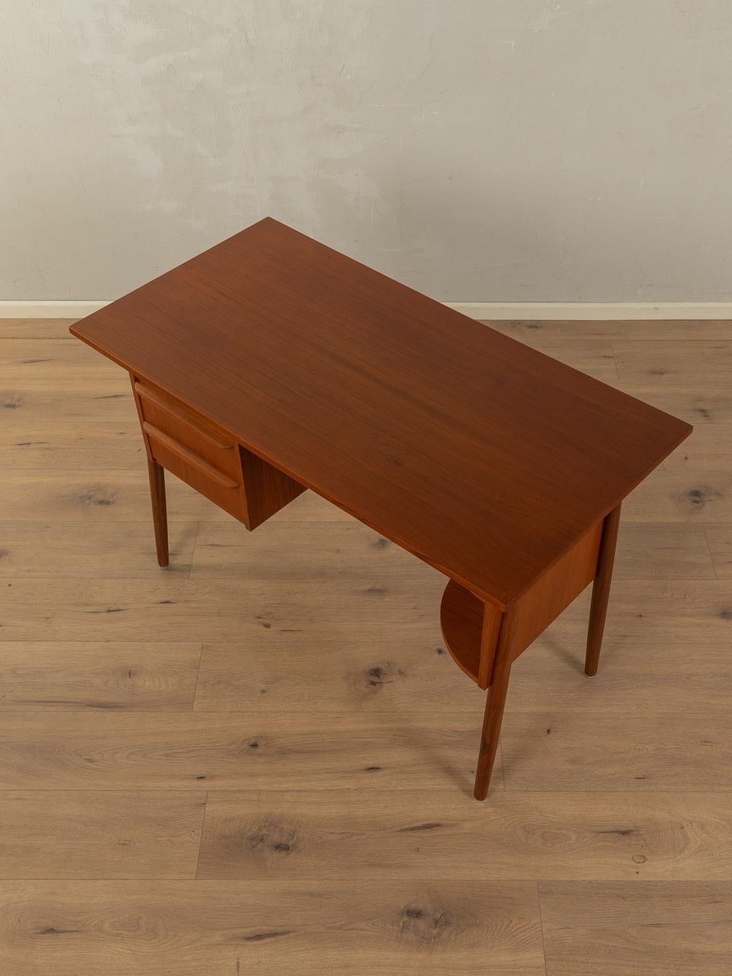1960s Desk, Gunnar Nielsen Tibergaard In Good Condition In Neuss, NW