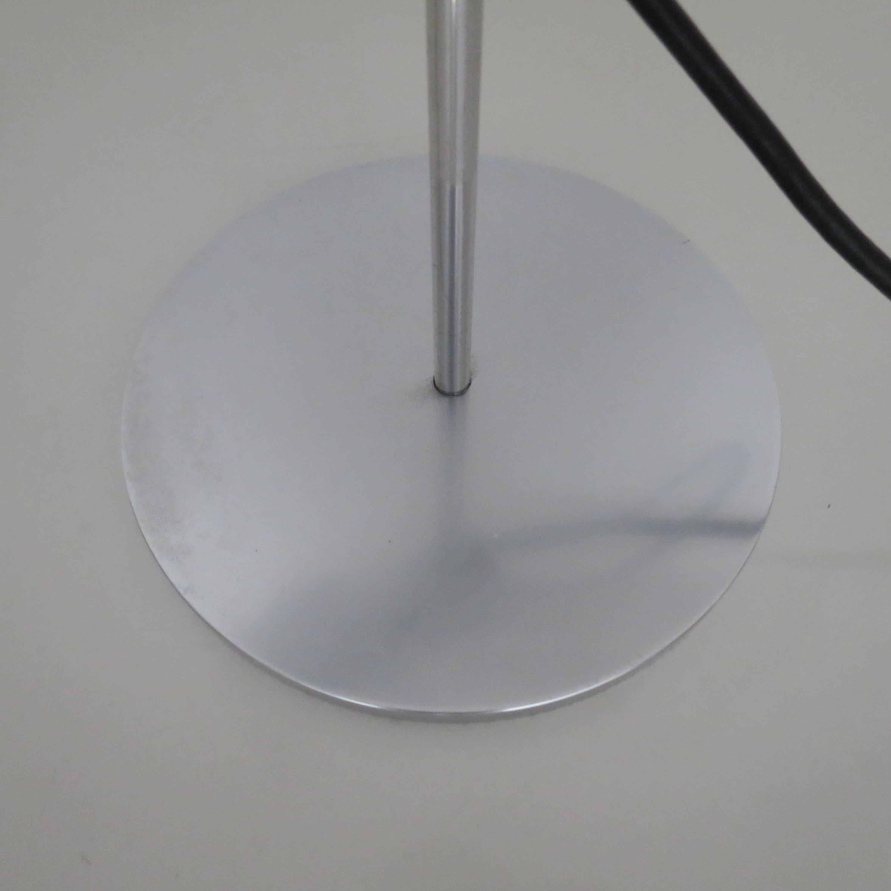 1960s Desk Lamp by Peter Nelson Aluminium Desk Lamp Mid Century Modern Desk Lamp en vente 6